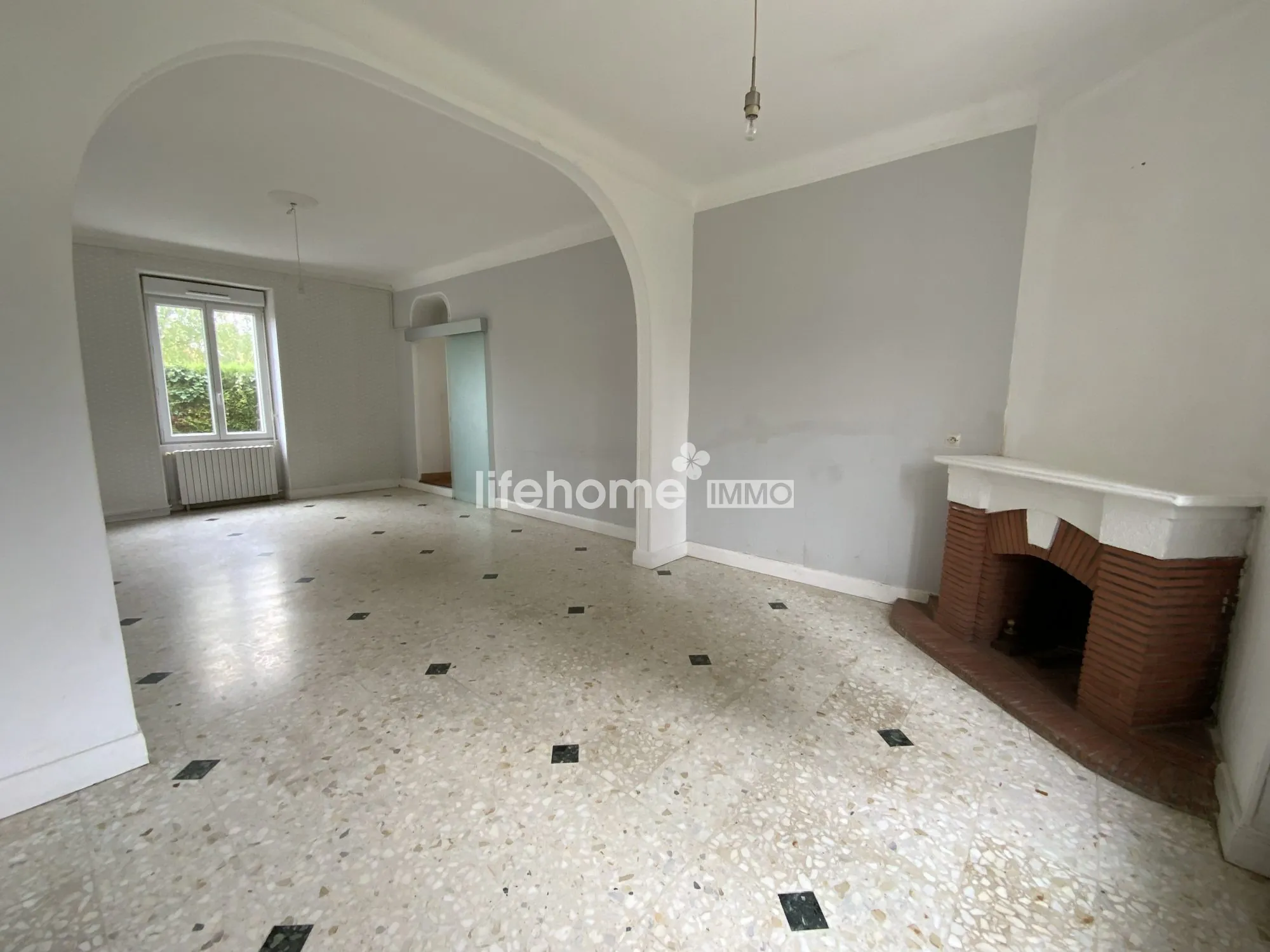 Maison de 140 m² avec jardin à Villedieu-sur-Indre, proche écoles et commerces 