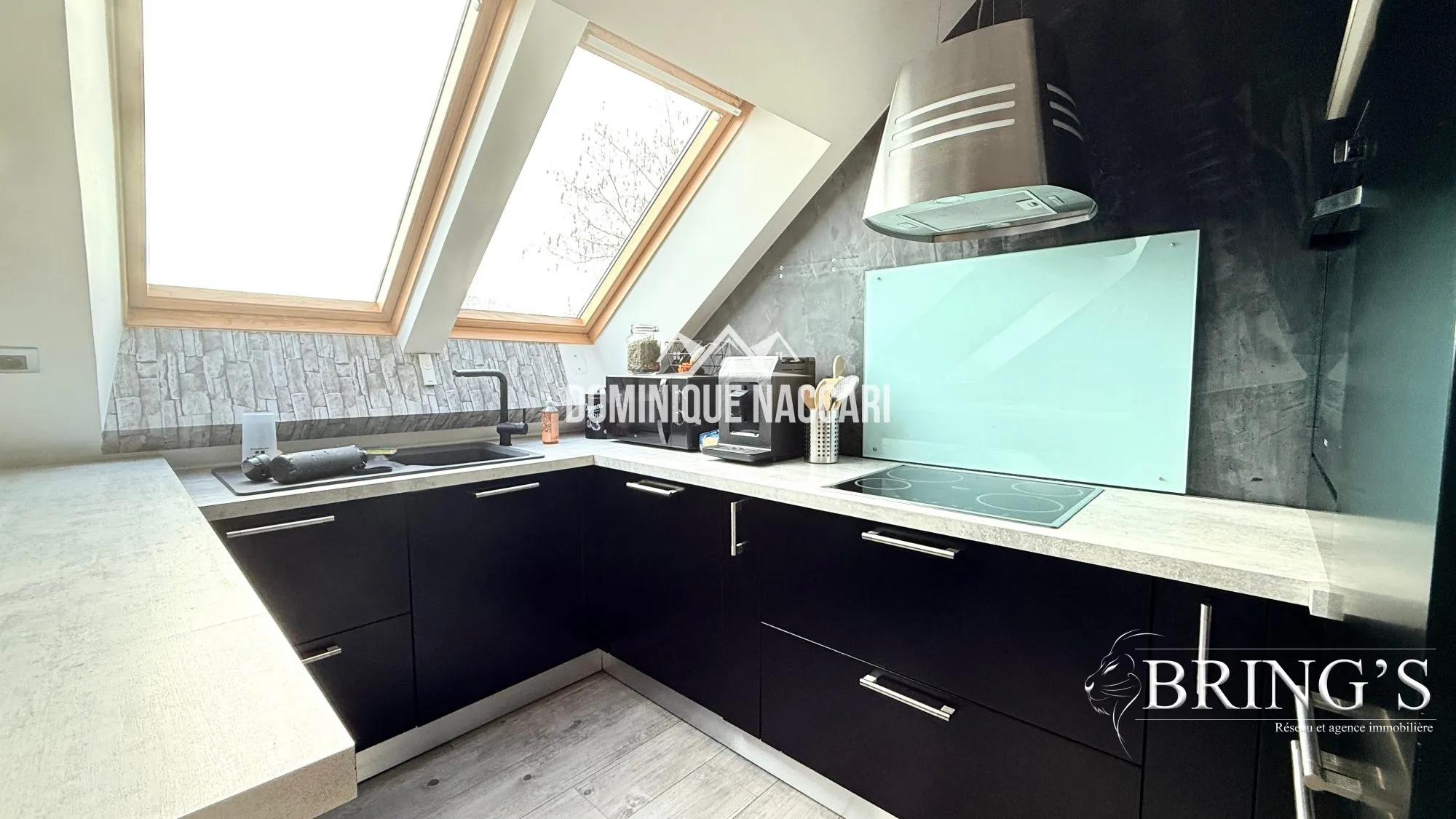 Appartement Duplex à Sierentz avec 2 chambres et parking privé 