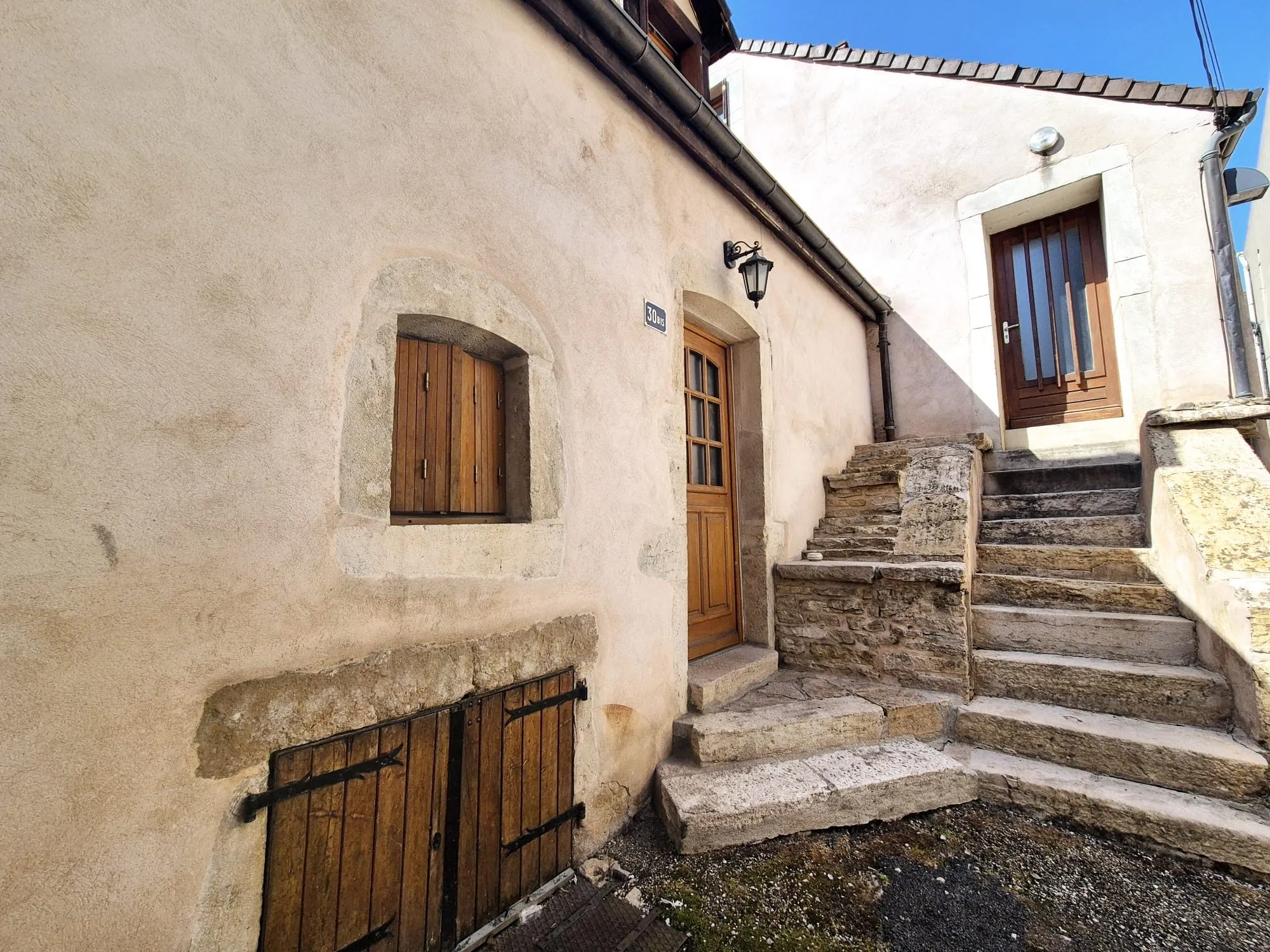 Appartement T3 en duplex à Beaune avec cave – Petite copropriété