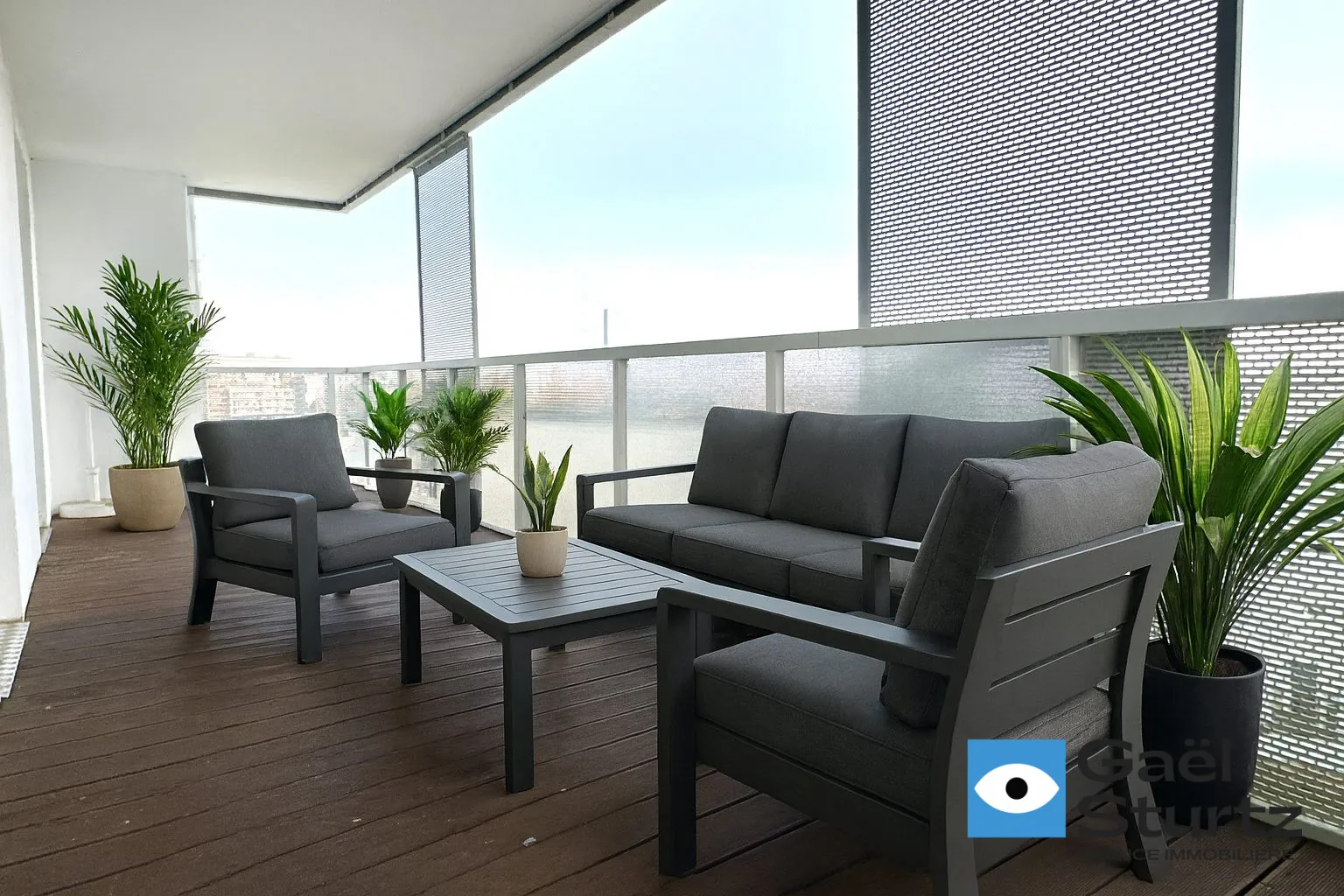 Appartement 3 pièces avec terrasse, parking privé et vue dégagée à Strasbourg