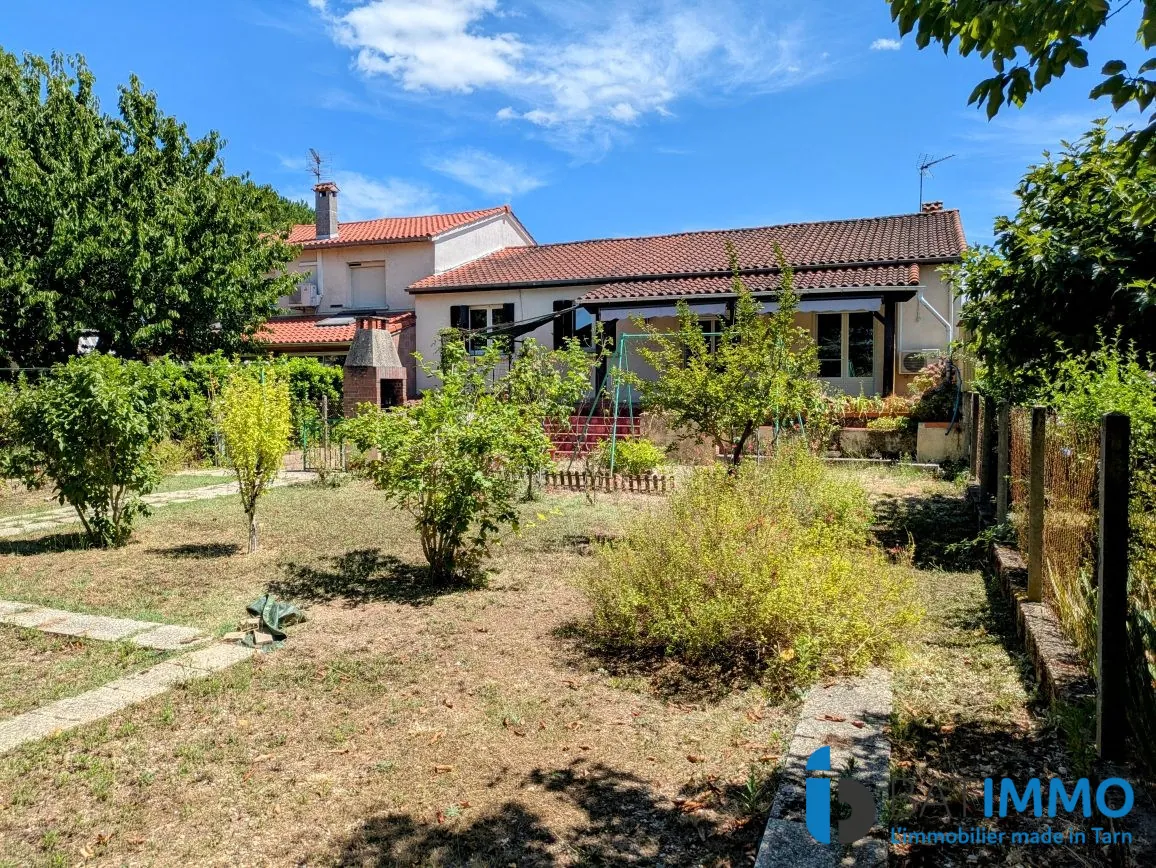Maison familiale à vendre à Albi, secteur ancien piscine, 120 m² avec jardin, à rénover