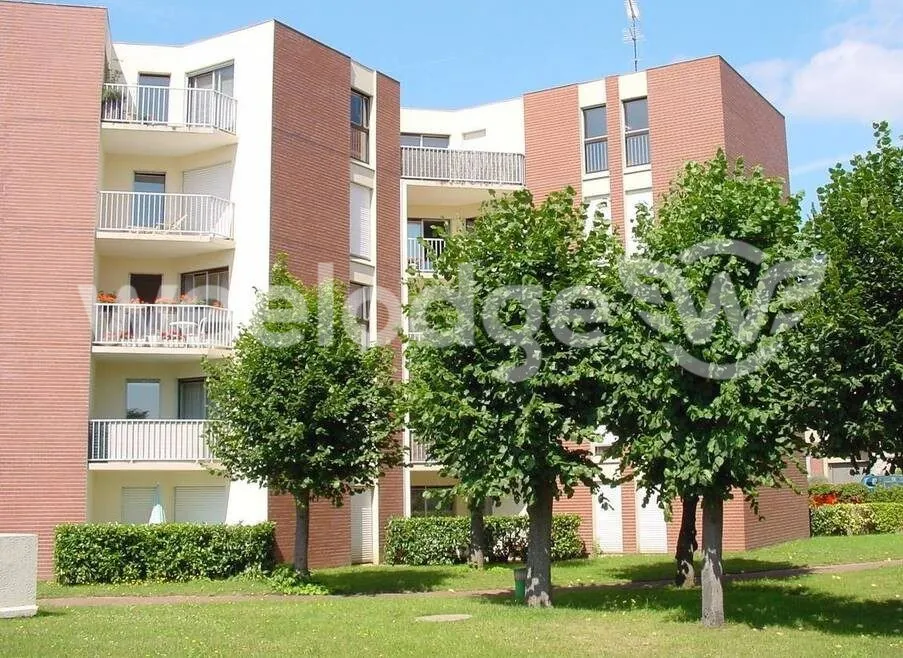 À vendre studio de 28m² à Verneuil-sur-Seine, proche gare et centre-ville