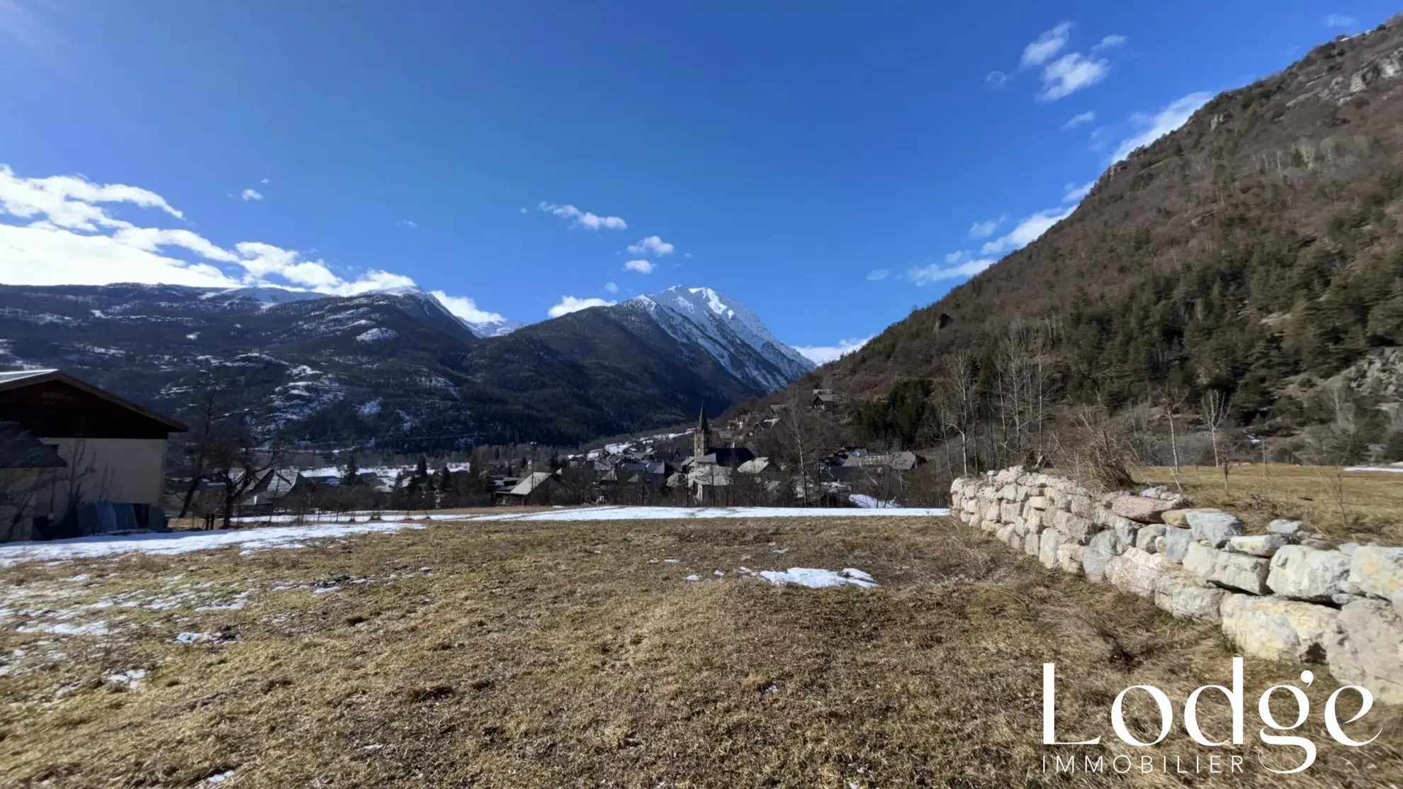 Rare à Vallouise : Terrain de 614 m² with vue imprenable 