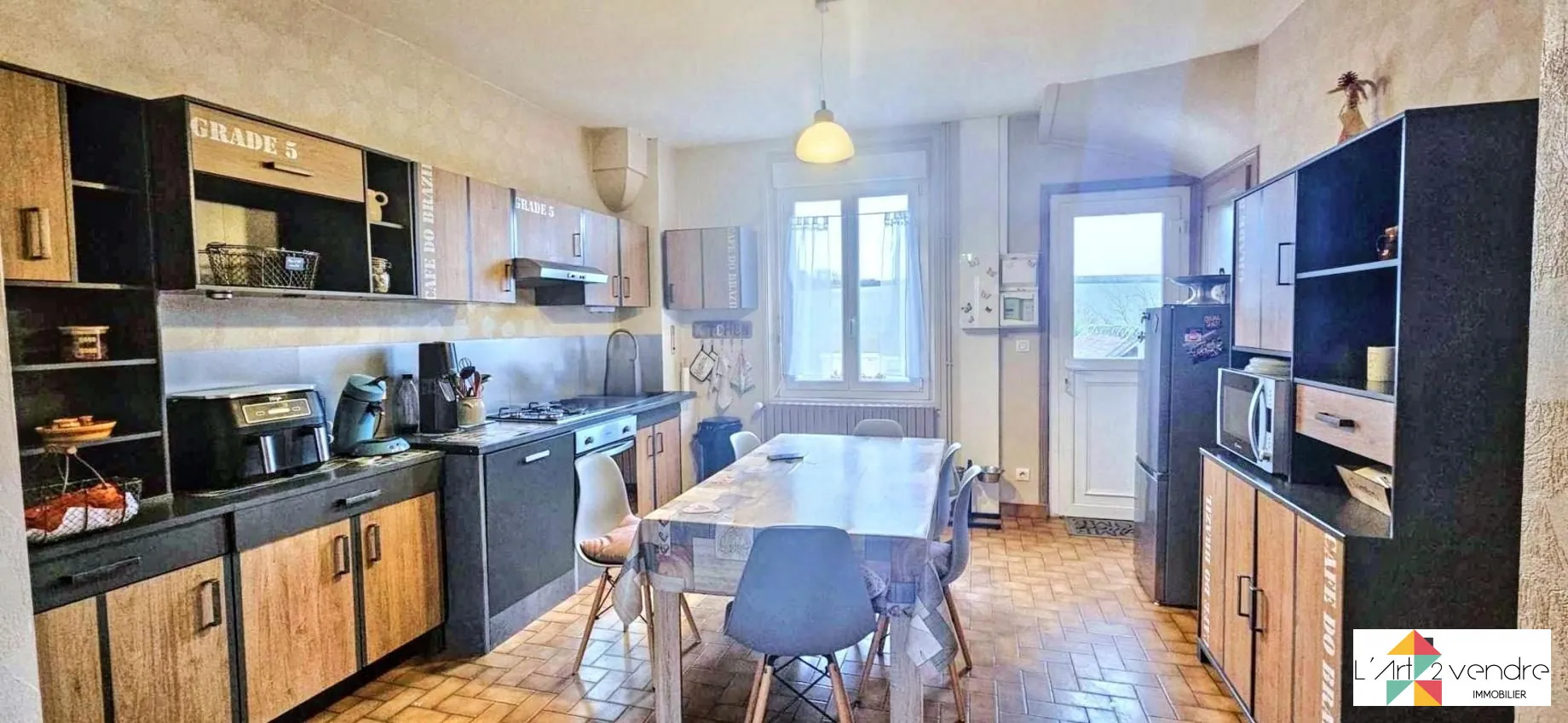 Maison à vendre à Montiers avec 4 chambres, jardin et garage