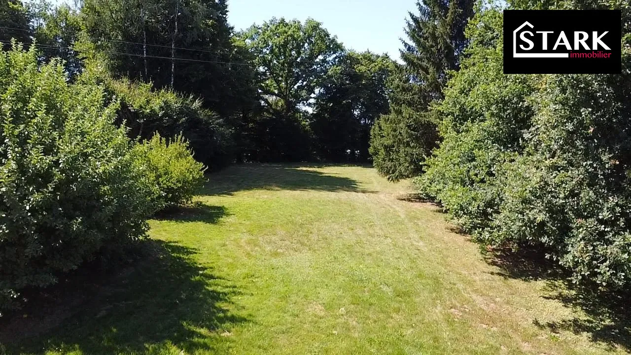 Terrain constructible de 1319 m² à ÉCHAVANNE - Cadre paisible et proche des grandes villes 