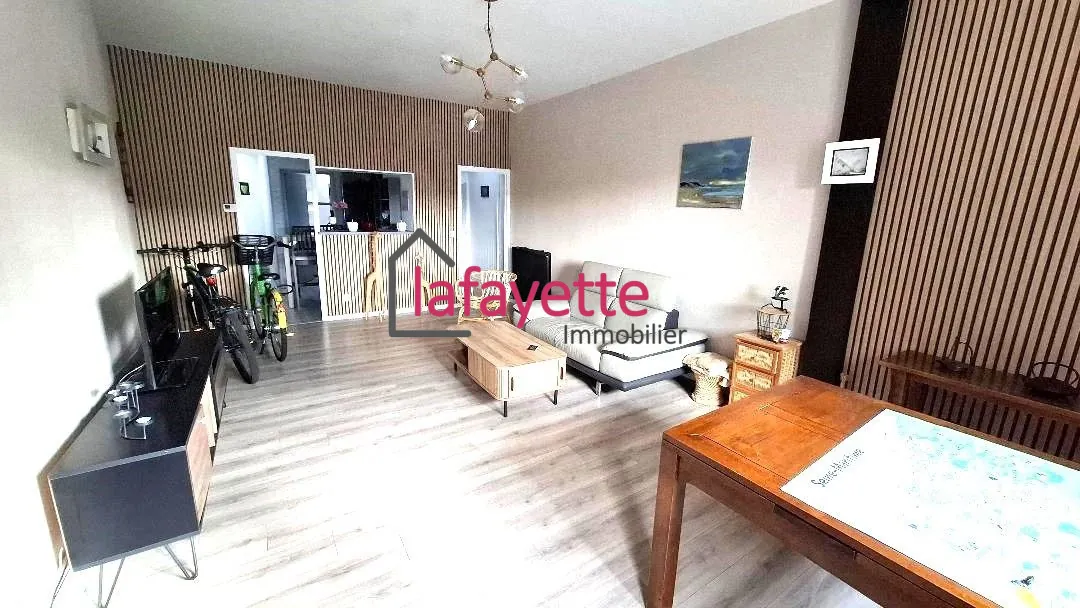 À vendre maison de ville rénovée dans le quartier Saint Nicolas au Havre