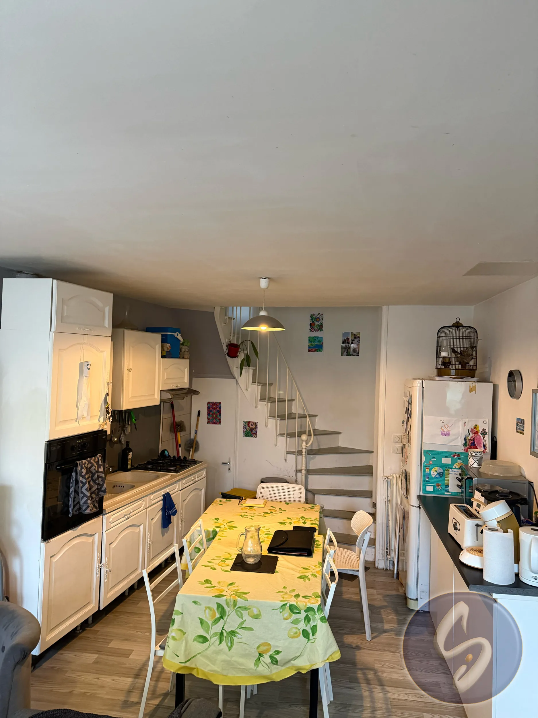 Maison meublée à vendre à Saint-Maixent-l'École, investissement clé en main 