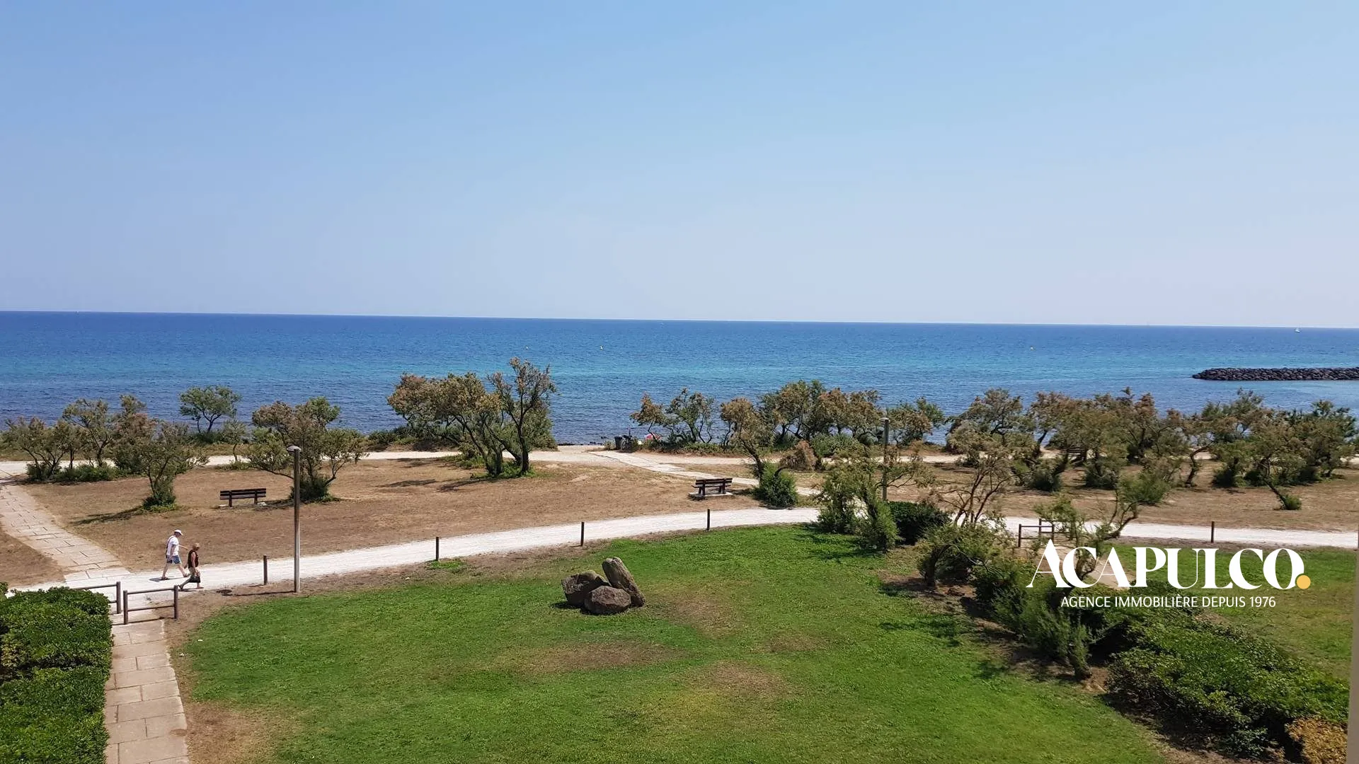 Appartement rénové avec vue mer au Cap d'Agde, à 50m de la plage