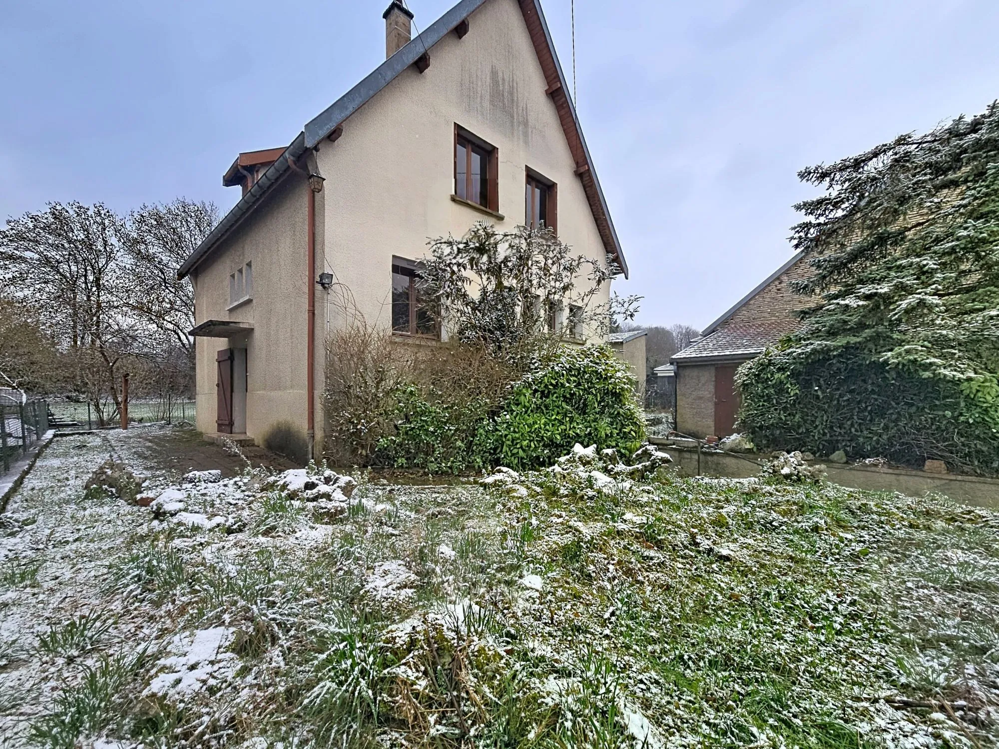Maison à vendre à Foulain proche Chaumont - Idéal famille et rénovation 