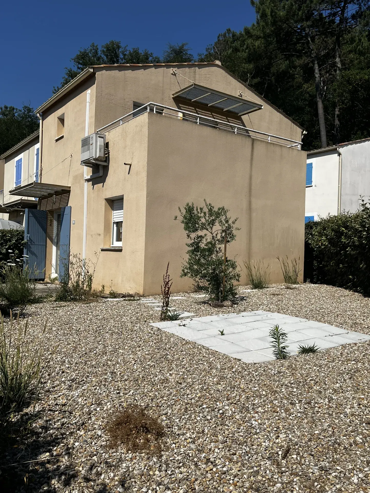 Maison 4 pièces avec jardin, terrasse et piscine à Anduze