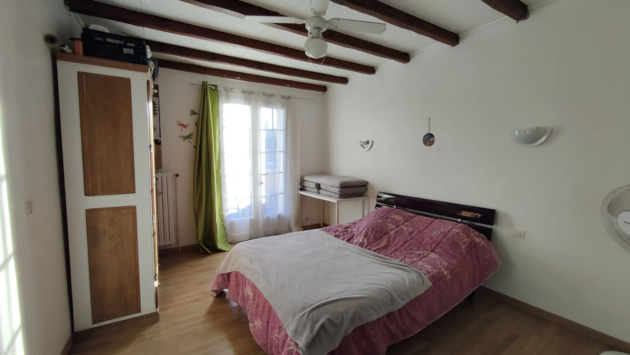 Belle maison en pierre à Toulenne avec jardin et garage, 4 chambres 