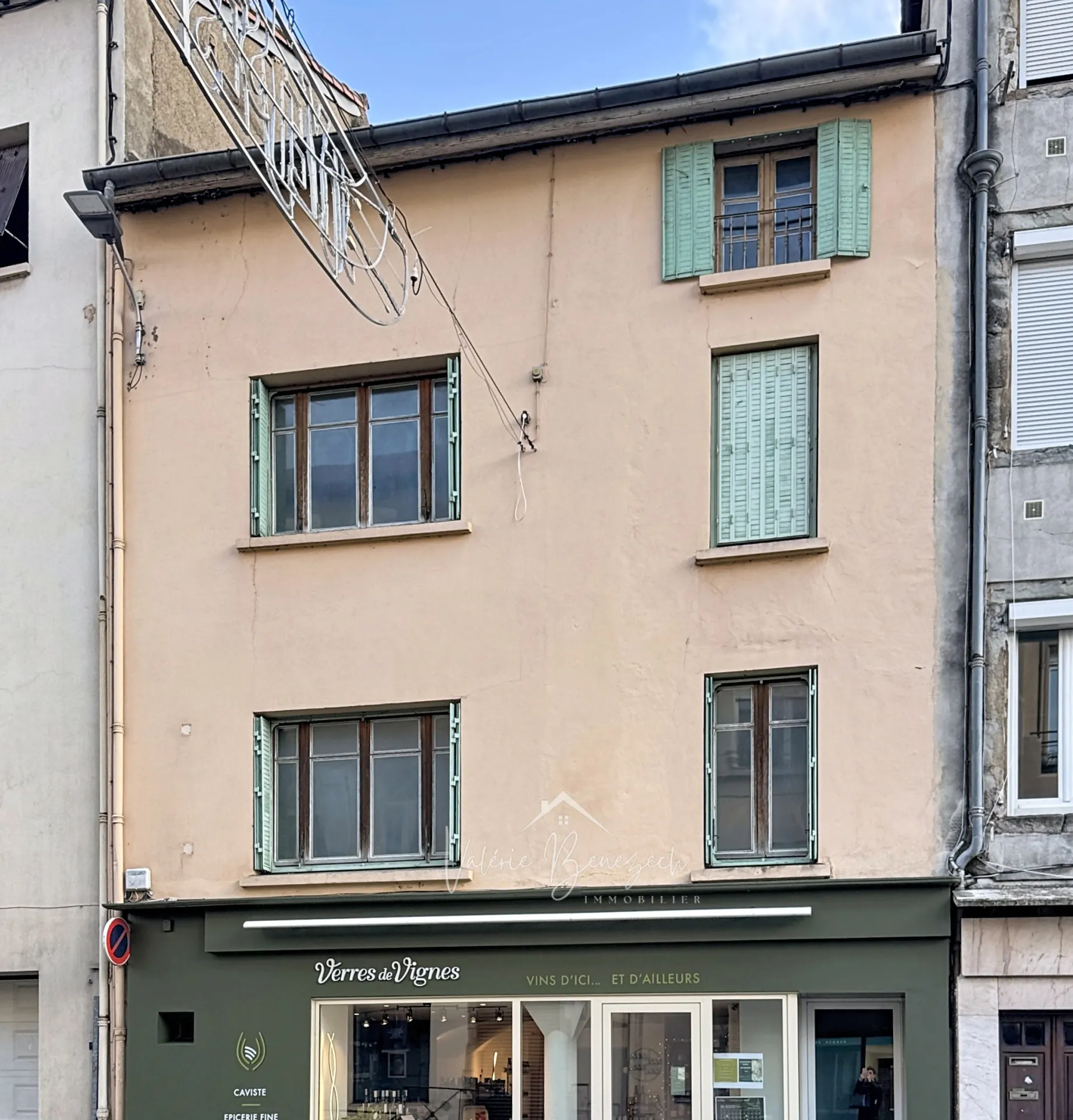 Immeuble à Saint-Affrique avec potentiel de division en 5 ou 6 appartements