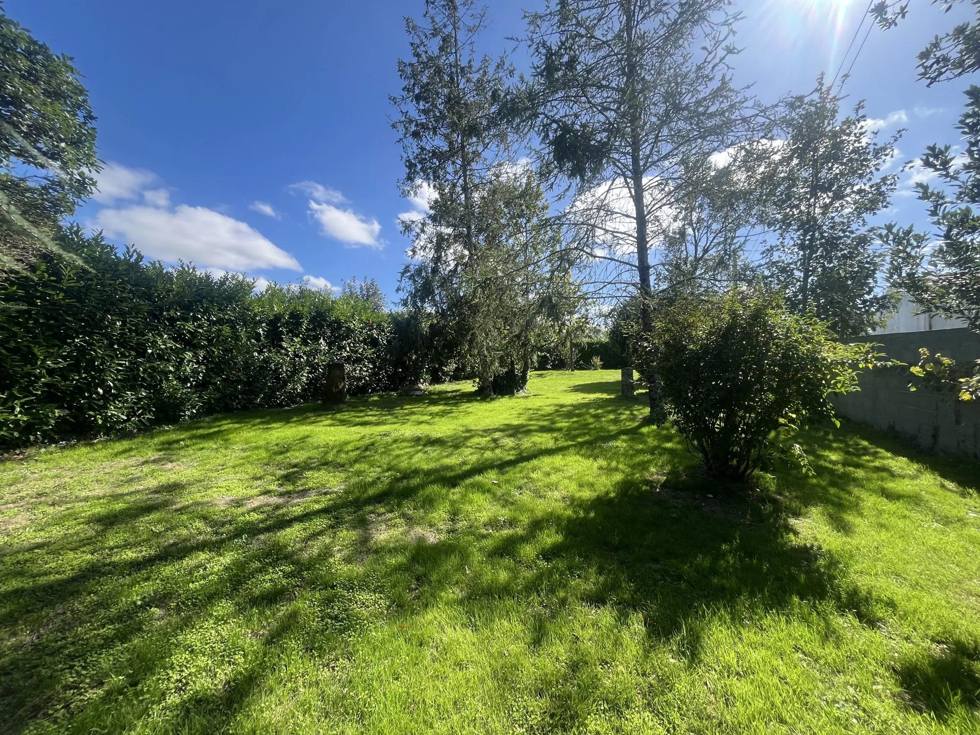 Terrain constructible de 500 m² à Machecoul avec vue campagne