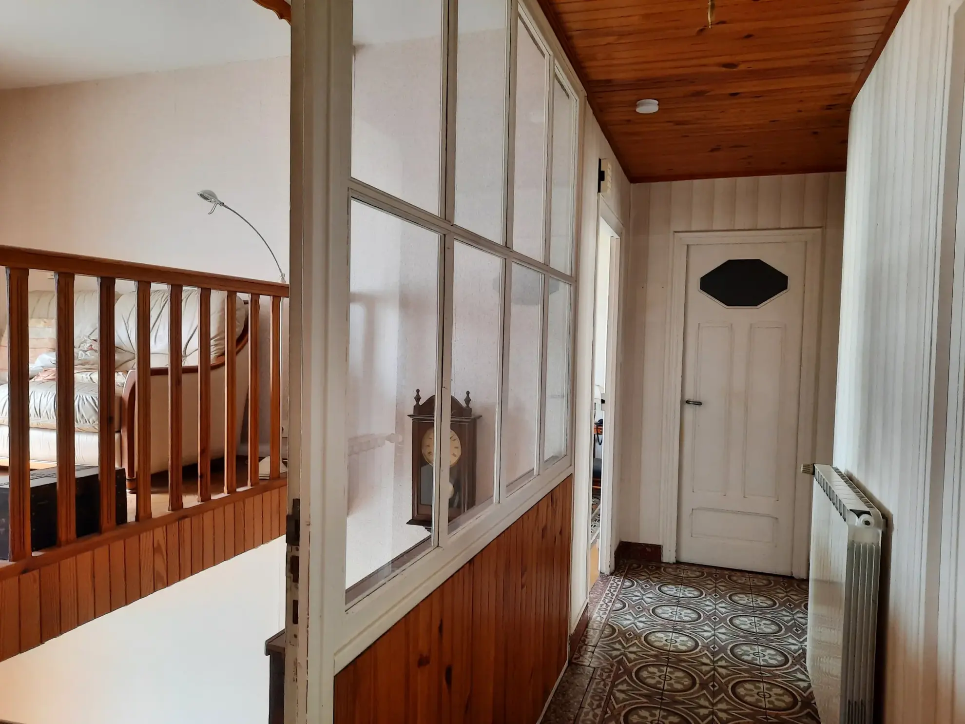 Appartement spacieux avec terrasse et grand garage à Nîmes centre-ville 