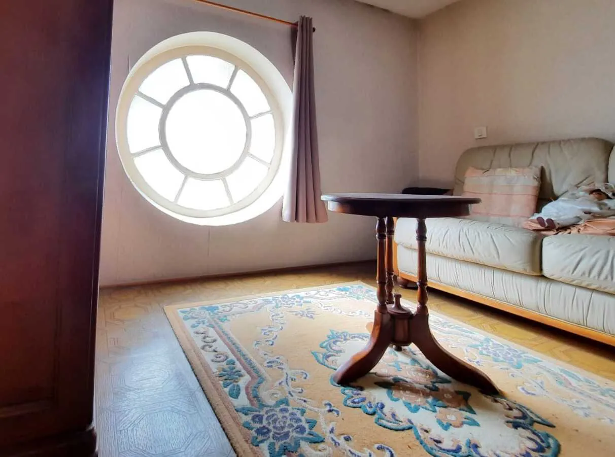 Appartement spacieux avec terrasse et grand garage à Nîmes centre-ville 