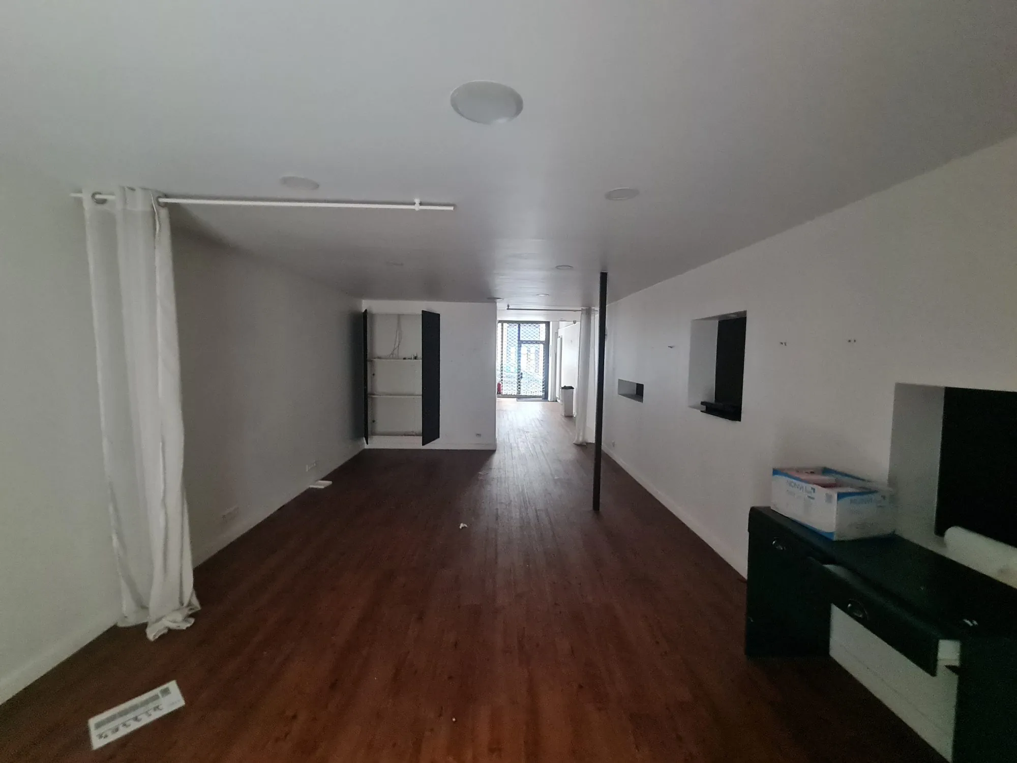 Local commercial à vendre en hyper centre de Saint-Étienne - 135 m² 