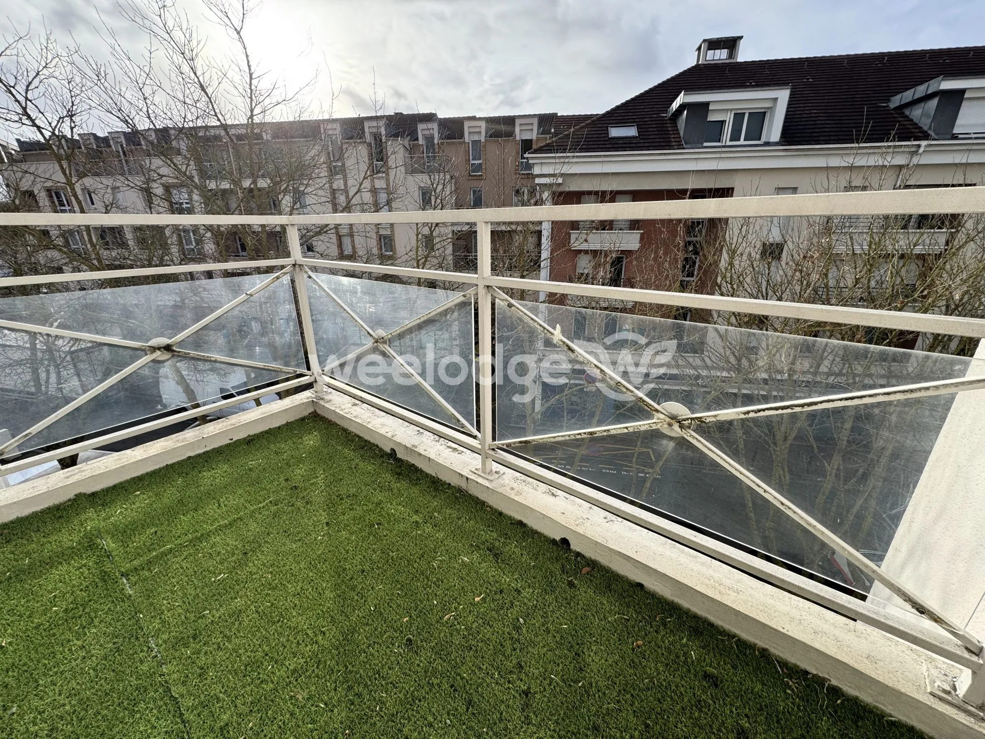 Appartement à vendre à Achères - 2 pièces, terrasse, parking inclus