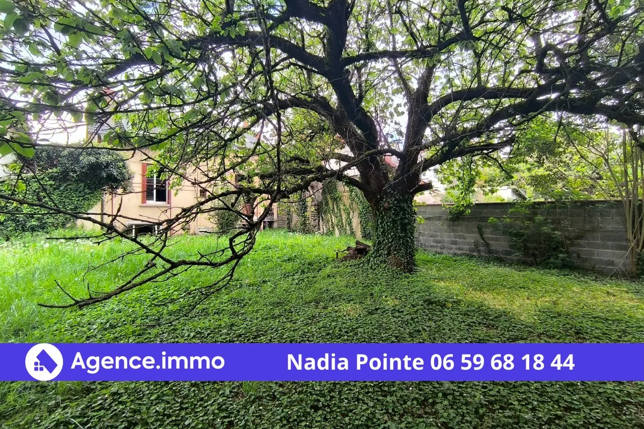 Jardin arriére Maison de ville de 134 m² avec jardin à Tarbes - Rénovation possible