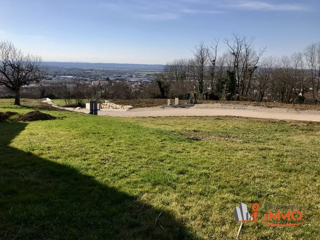 Terrain viabilisé de 526 m² avec vue dégagée à Ambérieu-en-Bugey