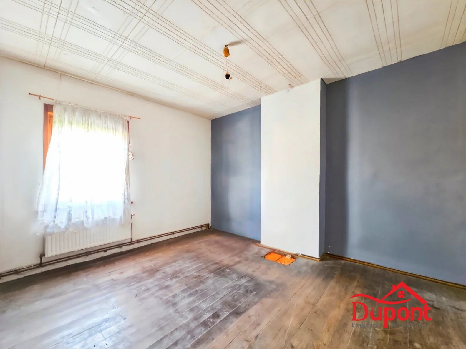 Maison mitoyenne à rénover avec jardin à Maretz - 117 m² 