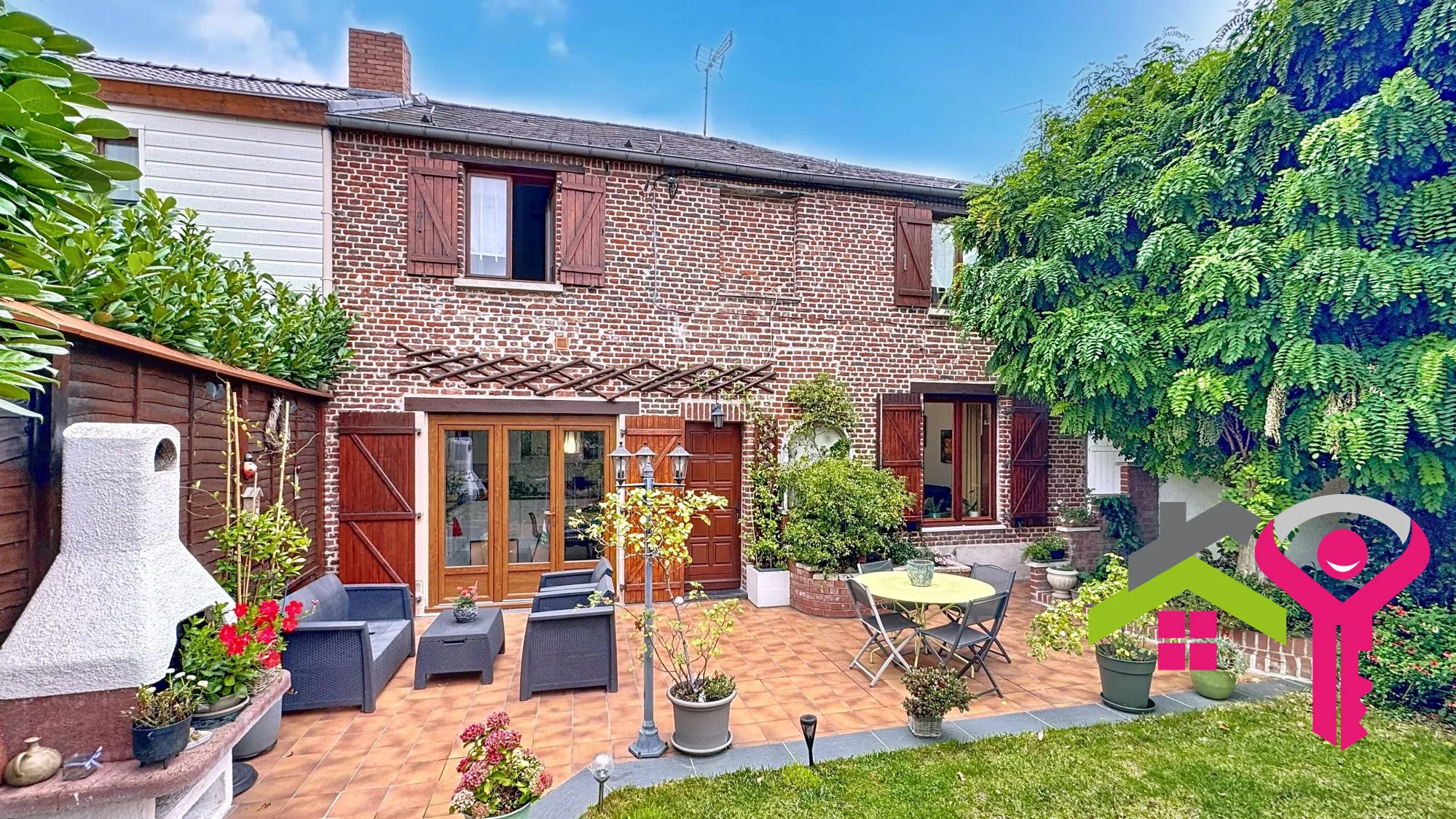 Maison mitoyenne 4 chambres avec jardin et terrasse à Valenciennes