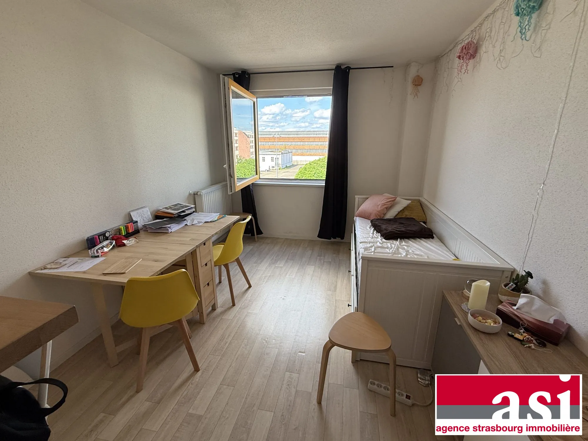 Studio lumineux de 25 m² avec parking privé à Strasbourg 