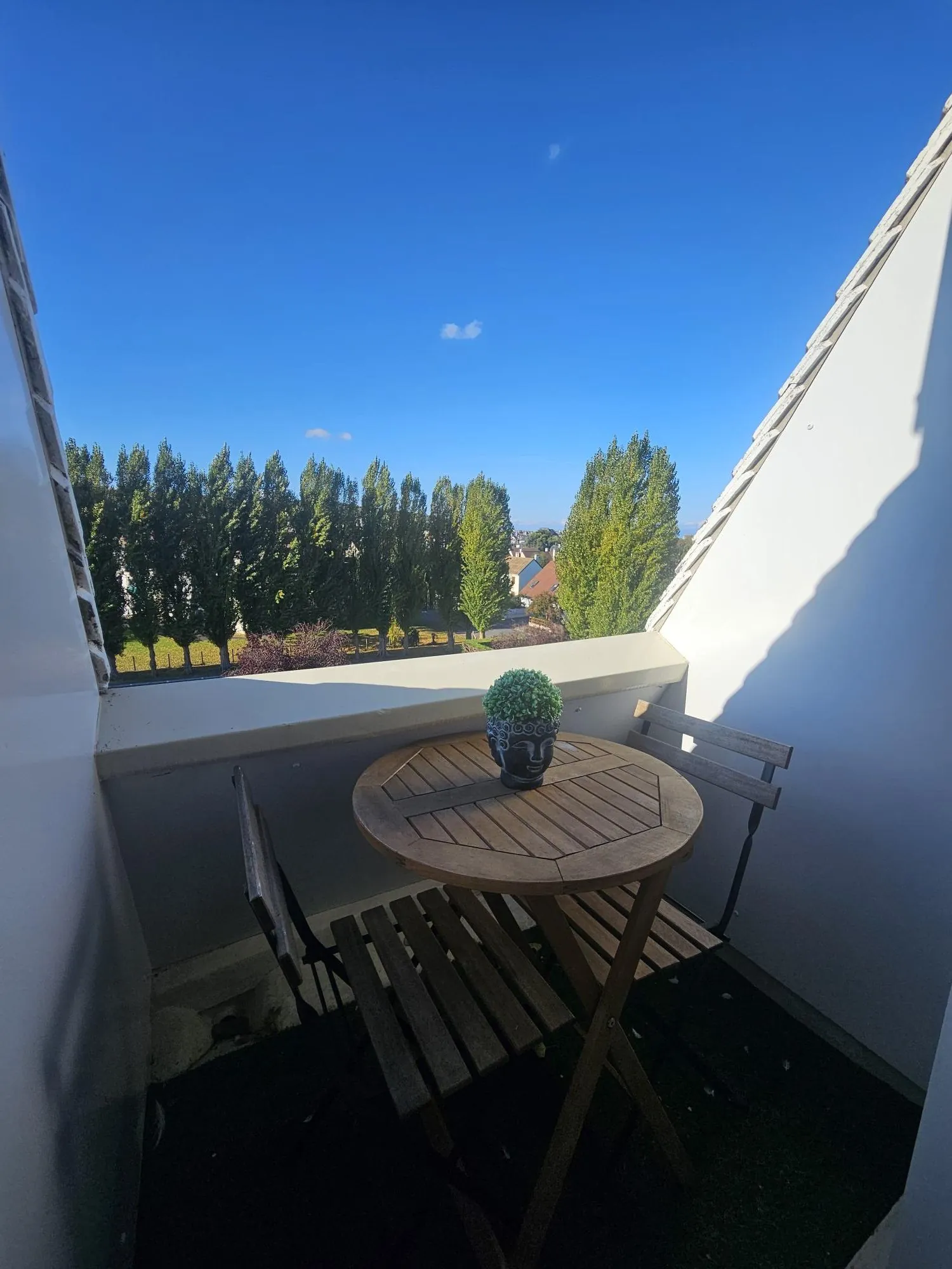 Studio rénové de 17 m² avec balcon à Villers-sur-Mer proche de la plage