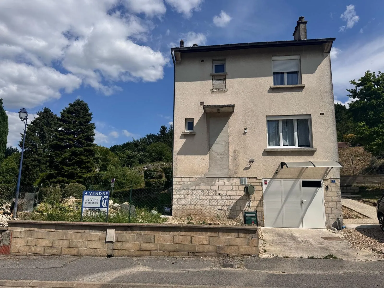 Achat maison ancienne rénovée à Vic-sur-Aisne avec jardin de 500 m²