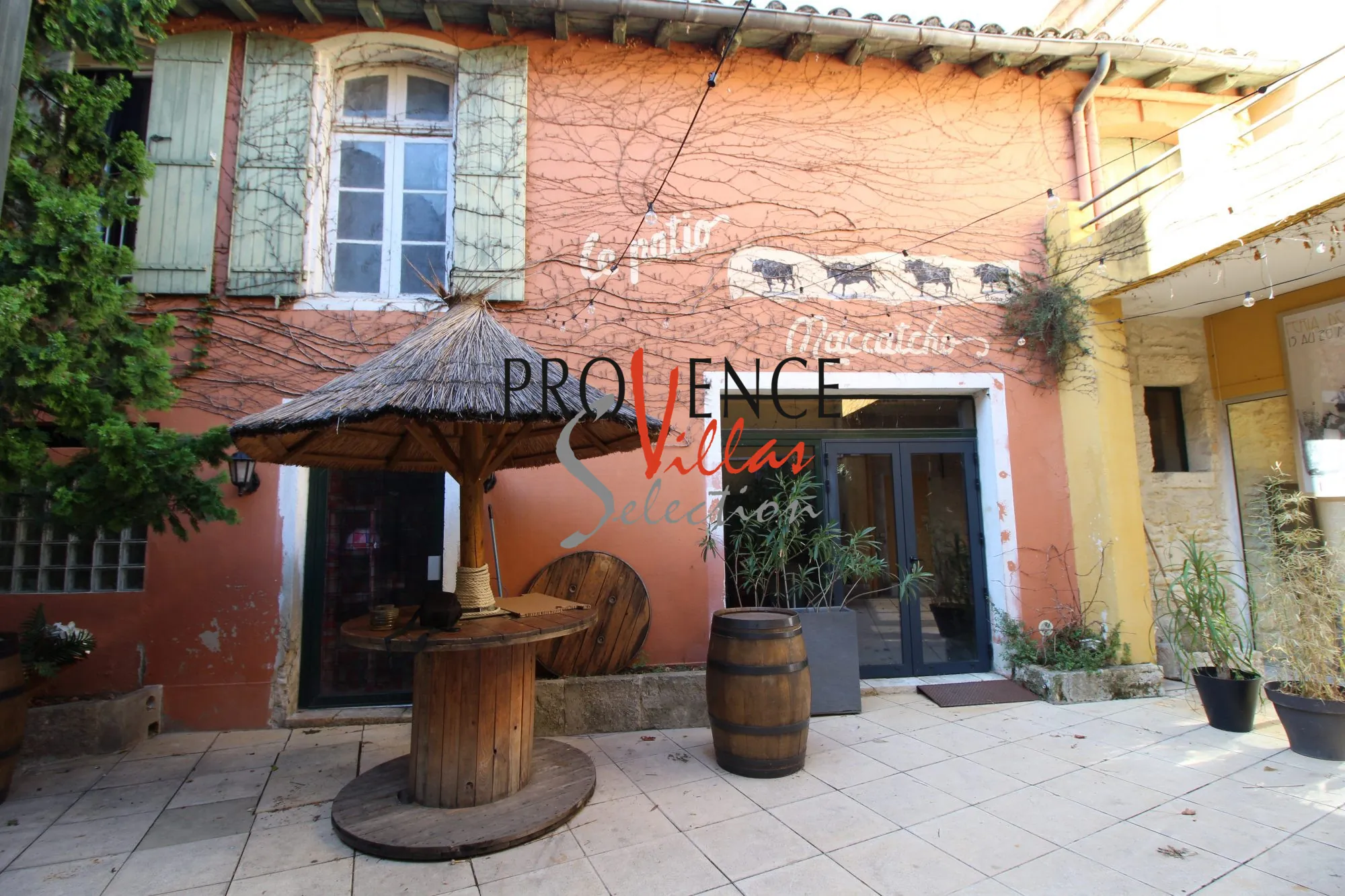 Plateau à aménager de 205 m² à Beaucaire pour projets résidentiels ou commerciaux