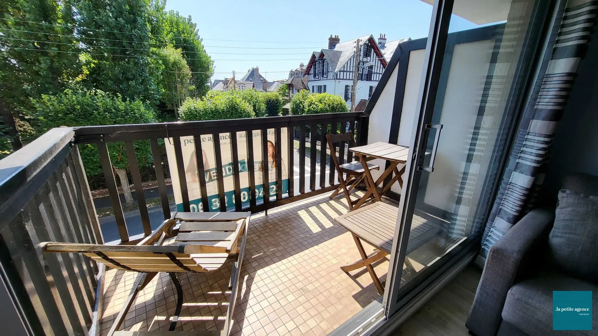 Charmant studio à Cabourg à deux pas de la mer avec balcon ensoleillé