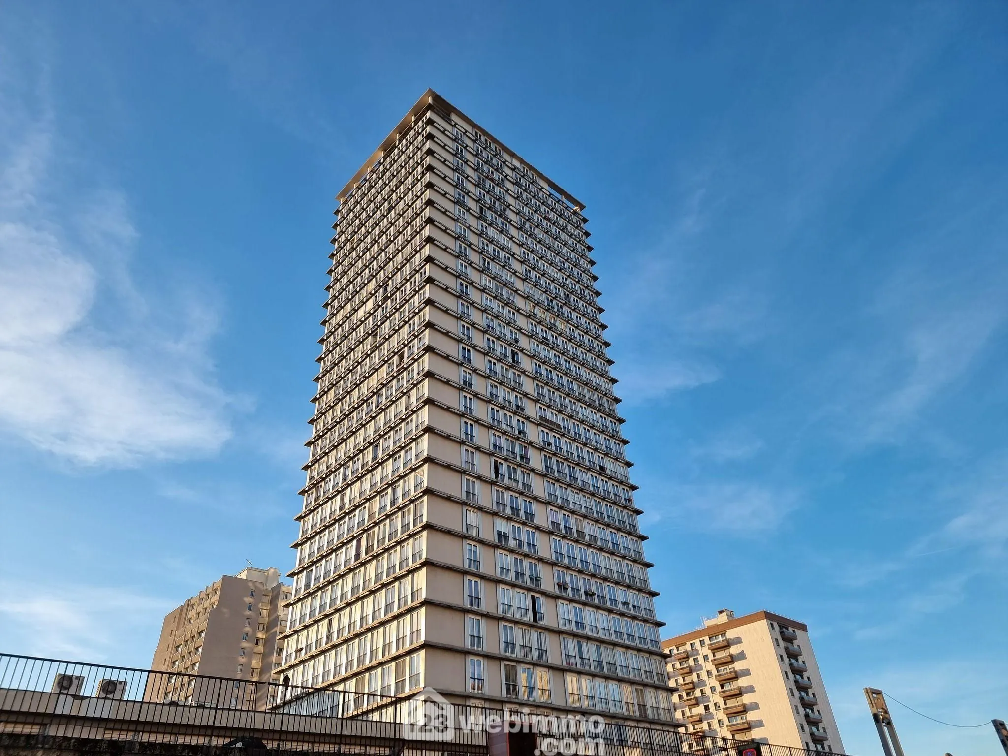 A vendre appartement lumineux de 4 pièces avec vue panoramique à Choisy-le-Roi