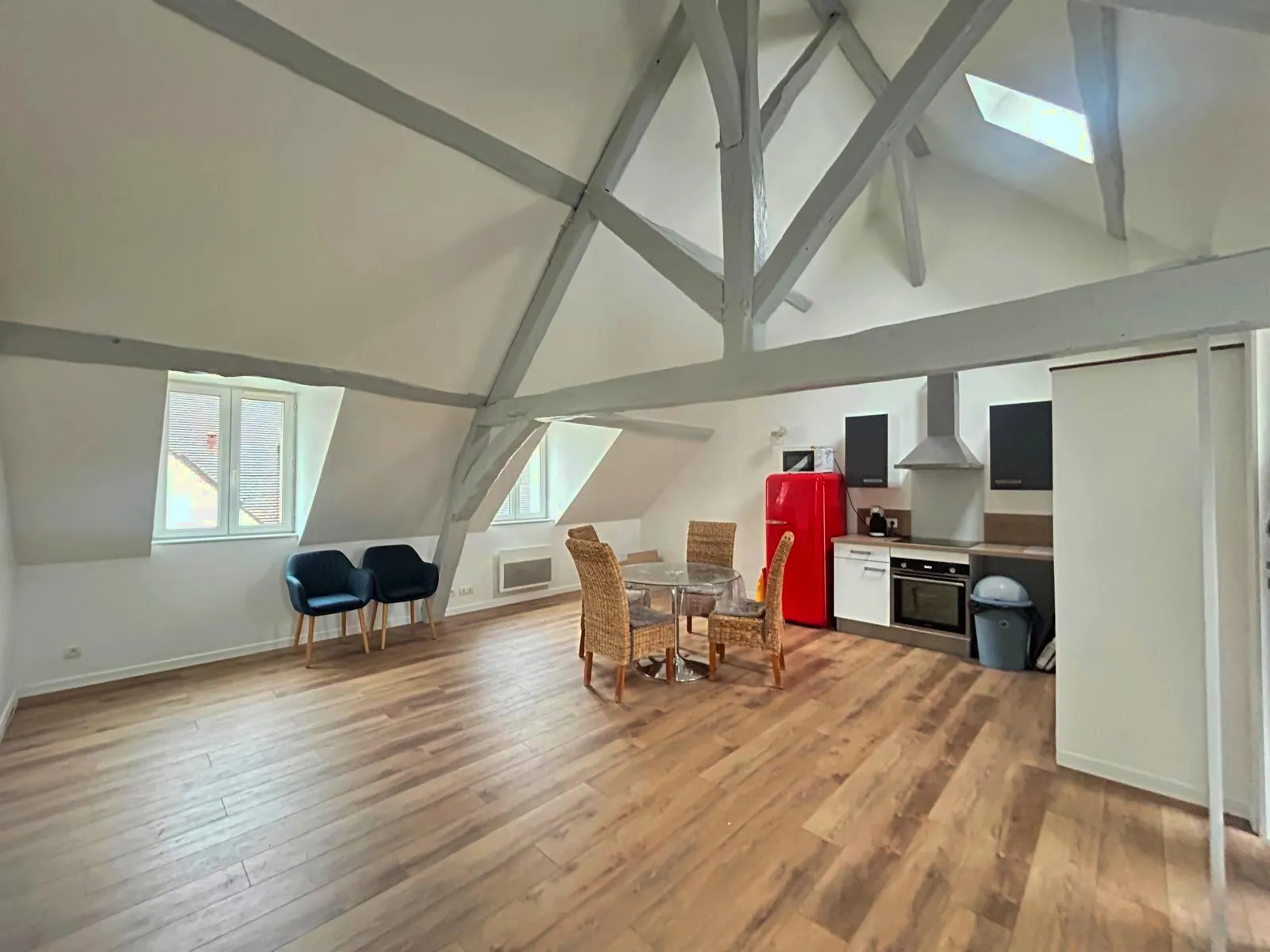 Appartement F3 de 54 m² à Saint-Martin-d'Etampes, proche gare RER C