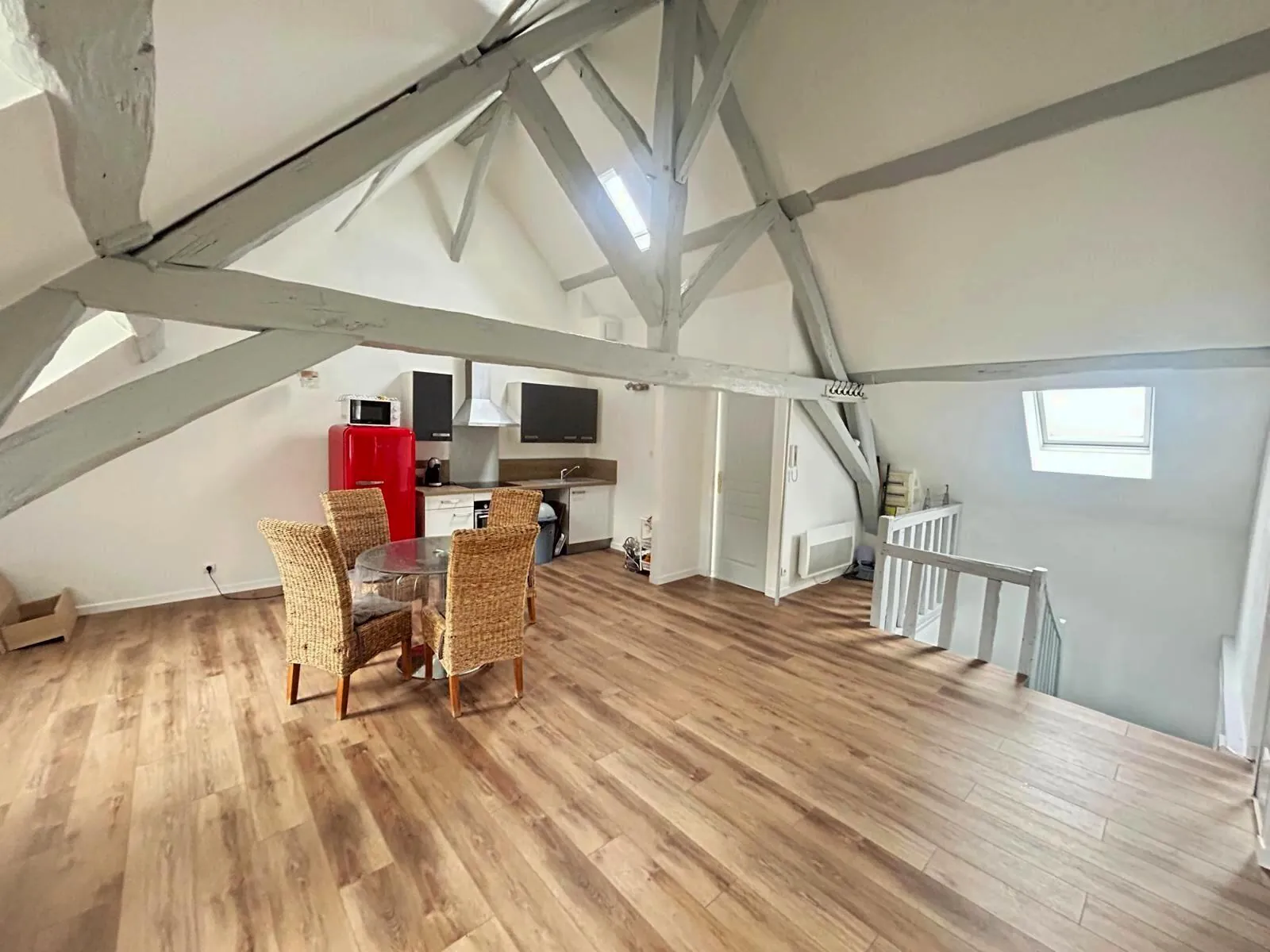 Appartement F3 de 54 m² à Saint-Martin-d'Etampes, proche gare RER C 