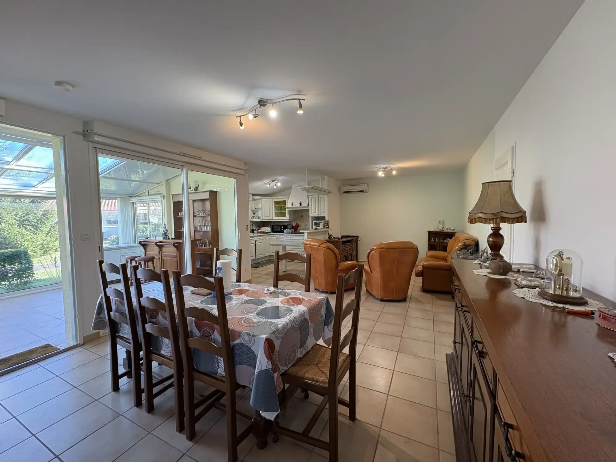 Maison de plain-pied sécurisée à Saujon pour retraités ou investissement