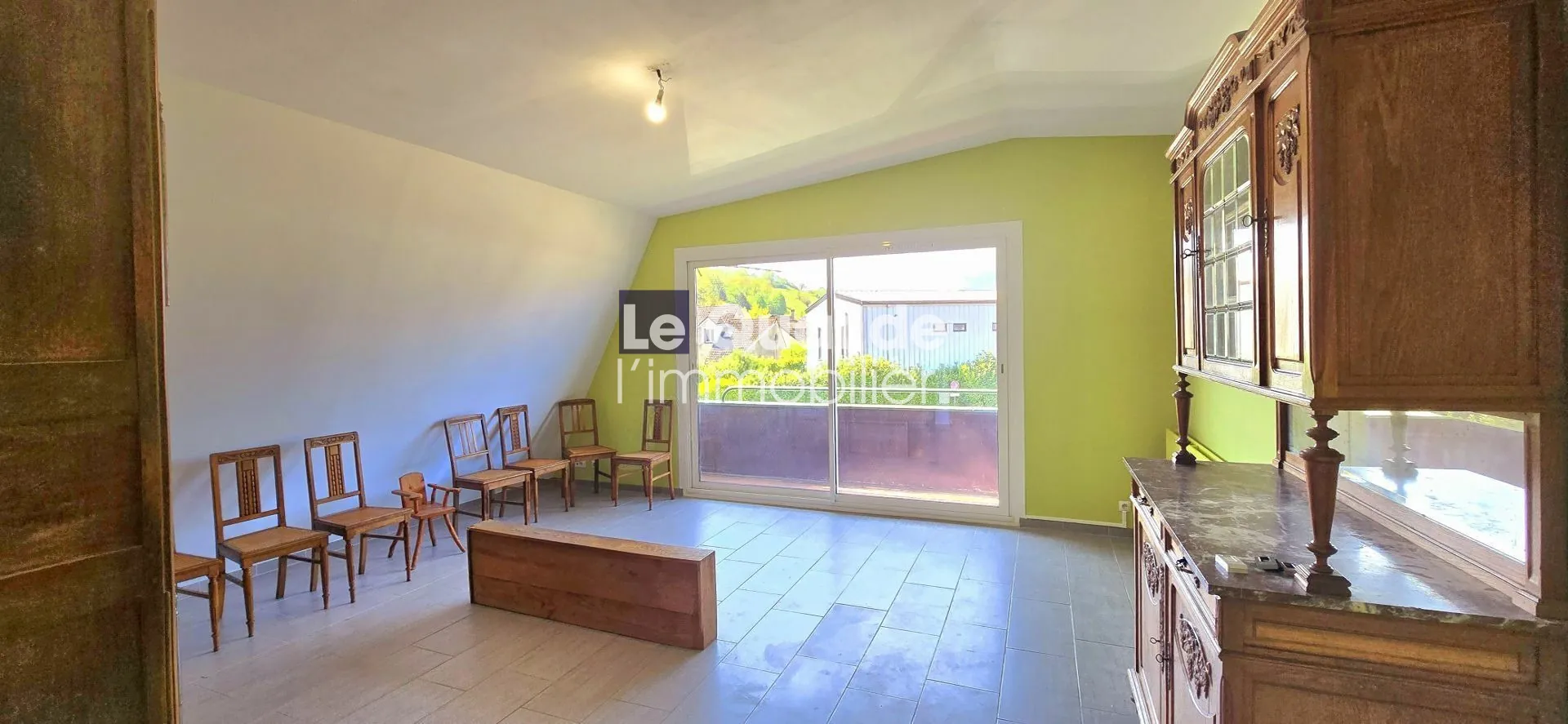 Superbe appartement T5 avec jardin et vue panoramique à Poisat