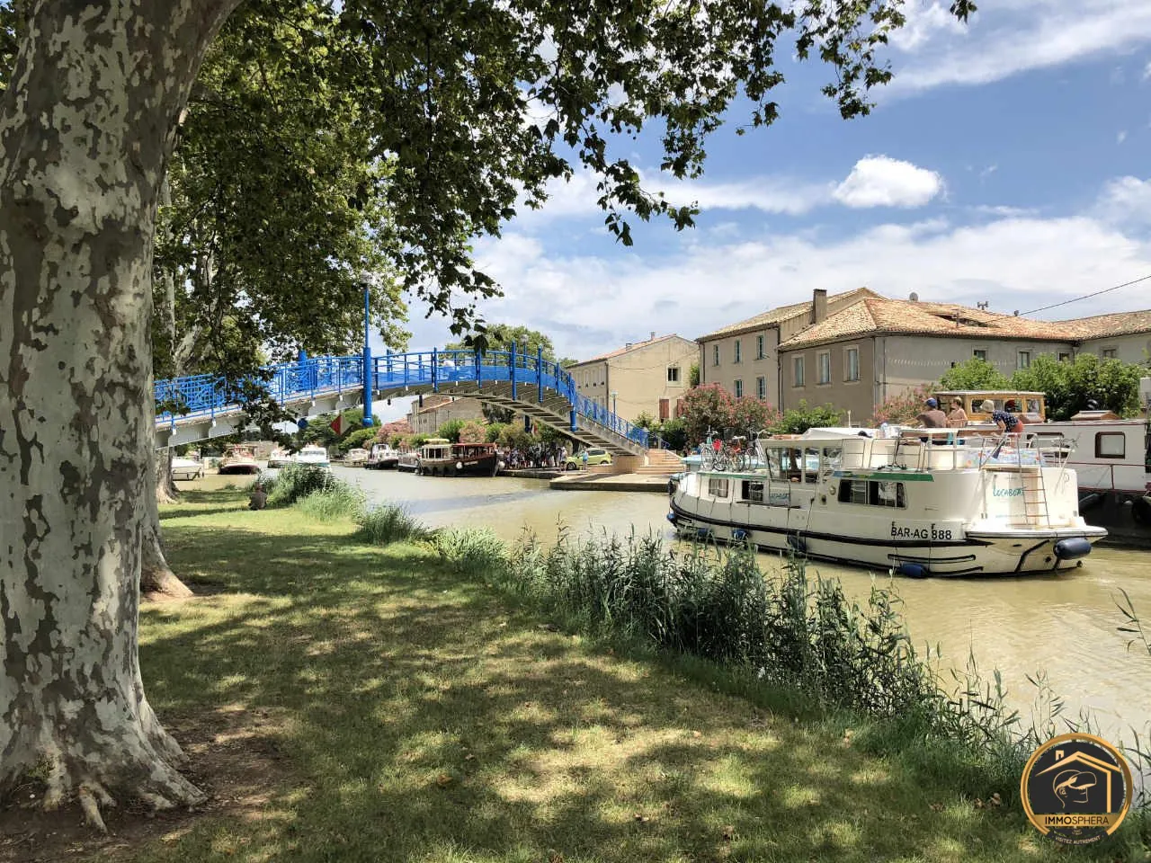 Charmante maison de 62 m² avec terrasse, jardin et piscine à Homps