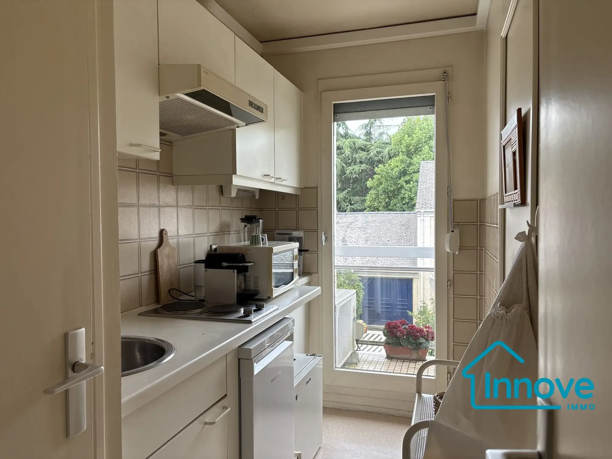 Appartement T2 en résidence senior avec balcon à Le Chesnay-Rocquencourt 