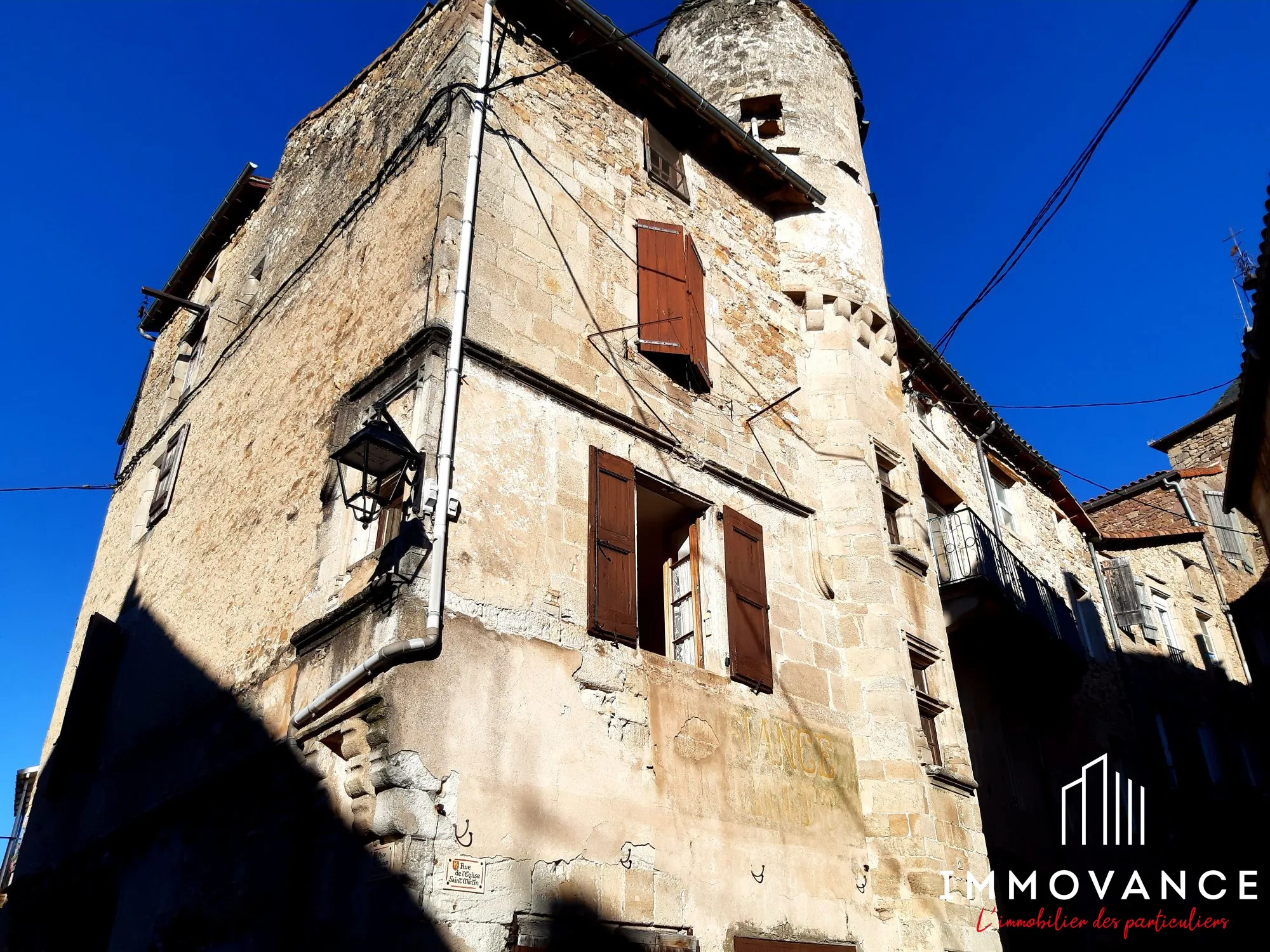 Maison médiévale à Saint-Rome de Tarn avec fort potentiel de rénovation
