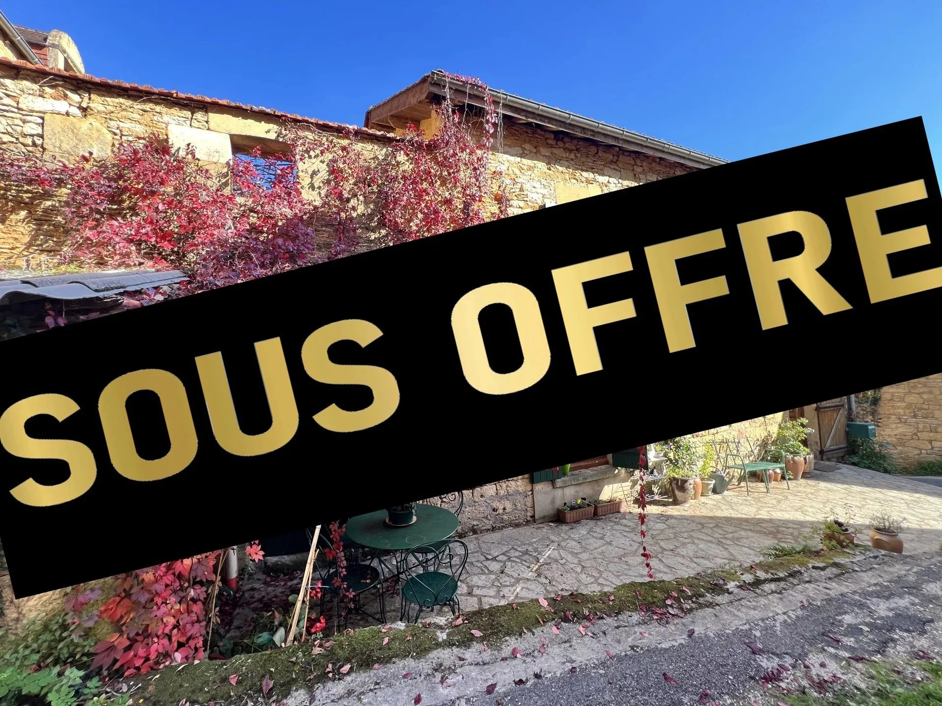 Charmante maison de village en pierre au cœur du Périgord noir