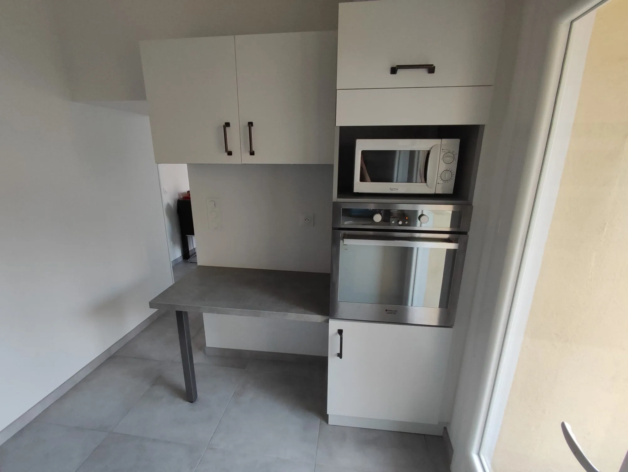 Bel appartement rénové avec garage à Bagard pour location 