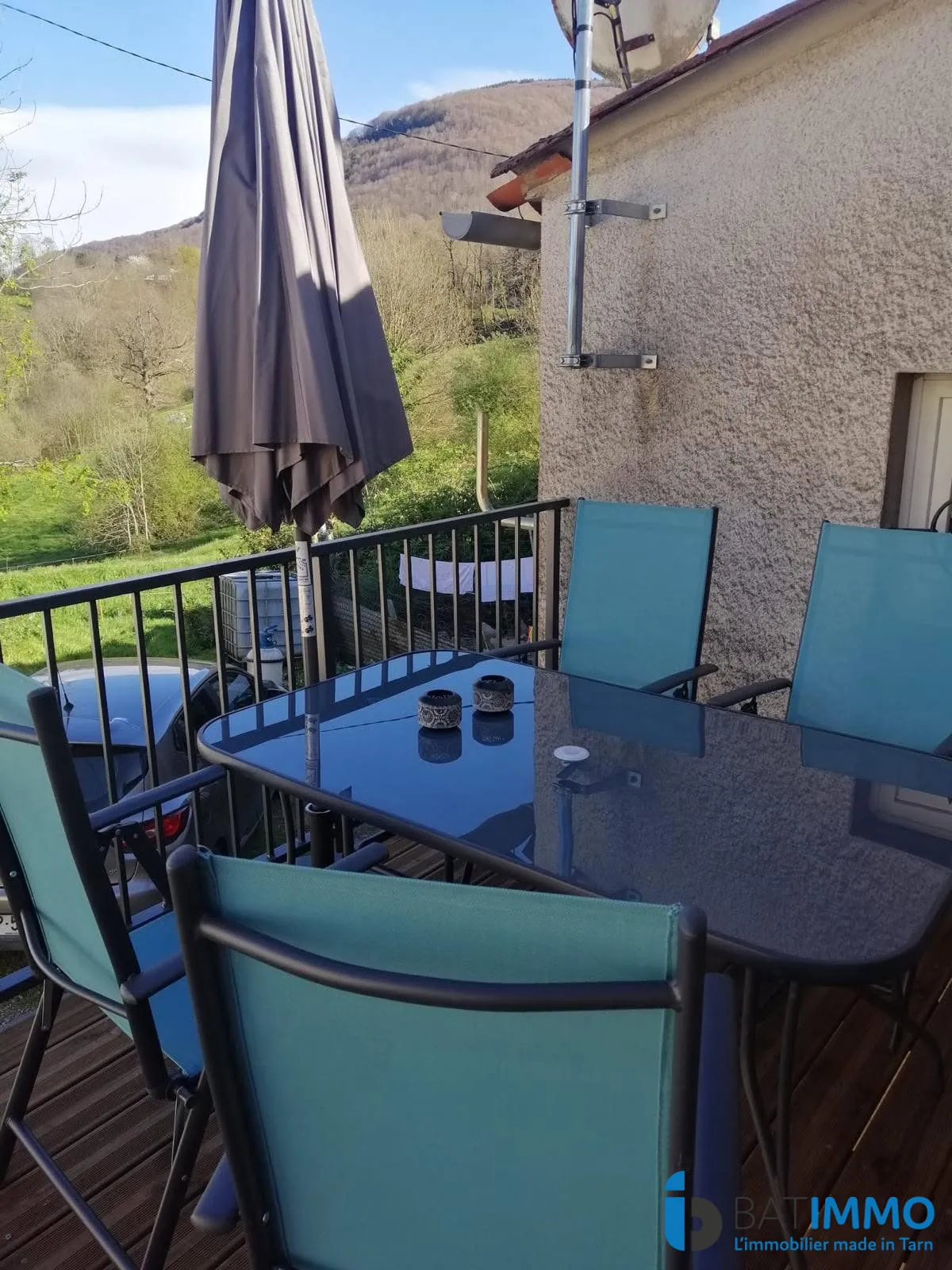 Maison de campagne rénovée avec terrasse et sous-sol à Saint-Amans-Soult 