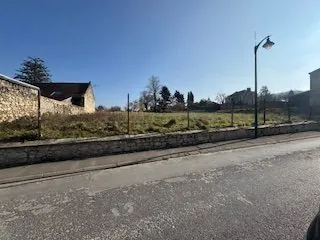 Terrain constructible de 2100 m² à Ciry-Salsogne, proche Soissons