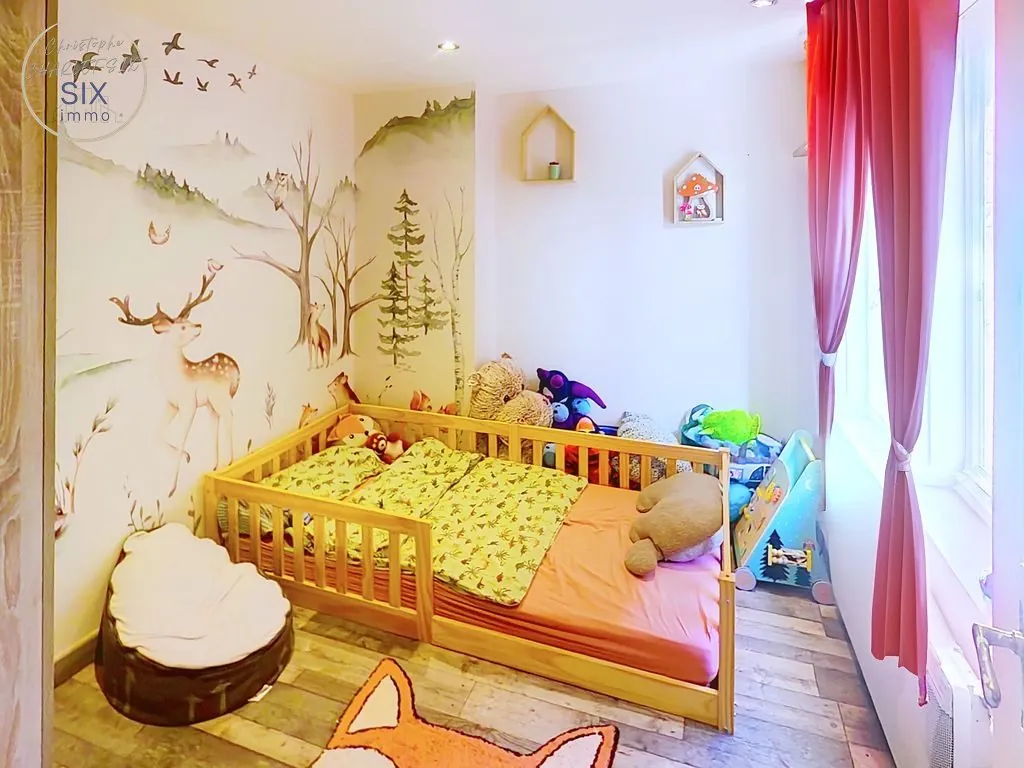 Maison à vendre à Faches-Thumesnil près de Lille avec terrasse et jardin 