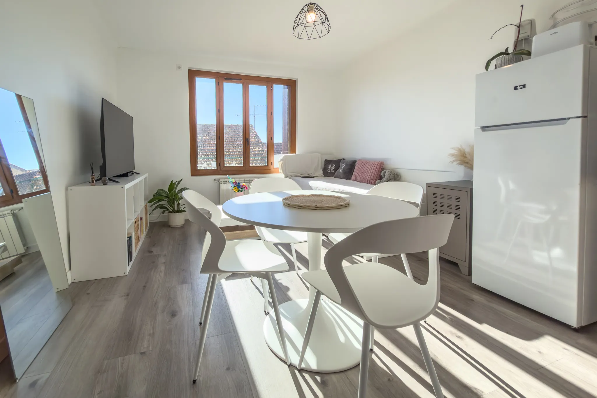 Appartement 2 pièces avec balcon et cave à La Londe-les-Maures