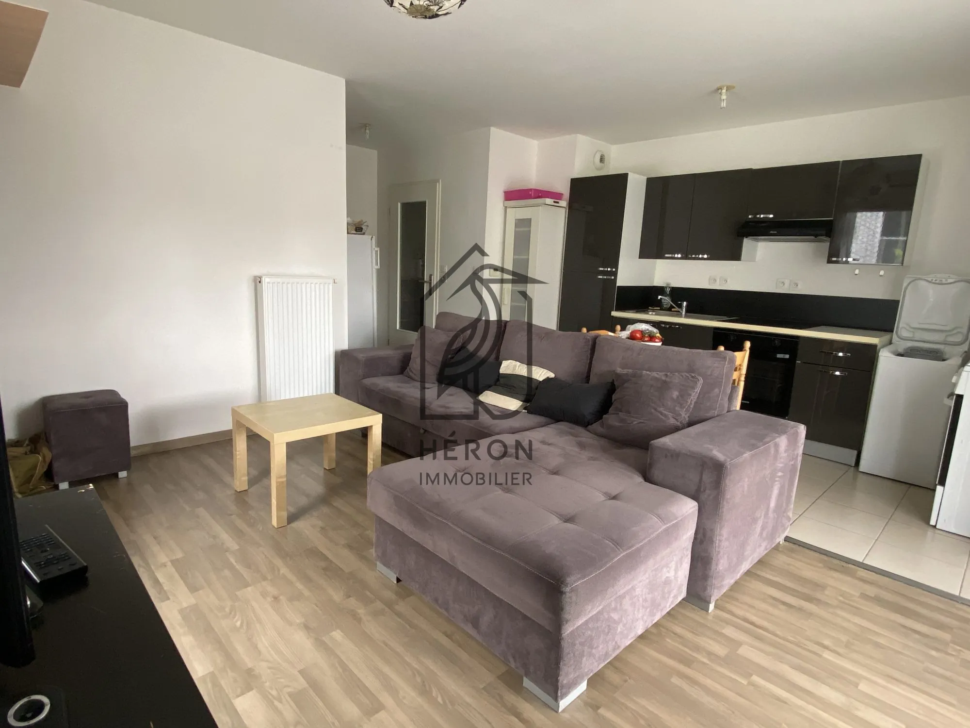 Appartement T2 avec balcon et stationnement sécurisé à Roubaix en centre-ville 