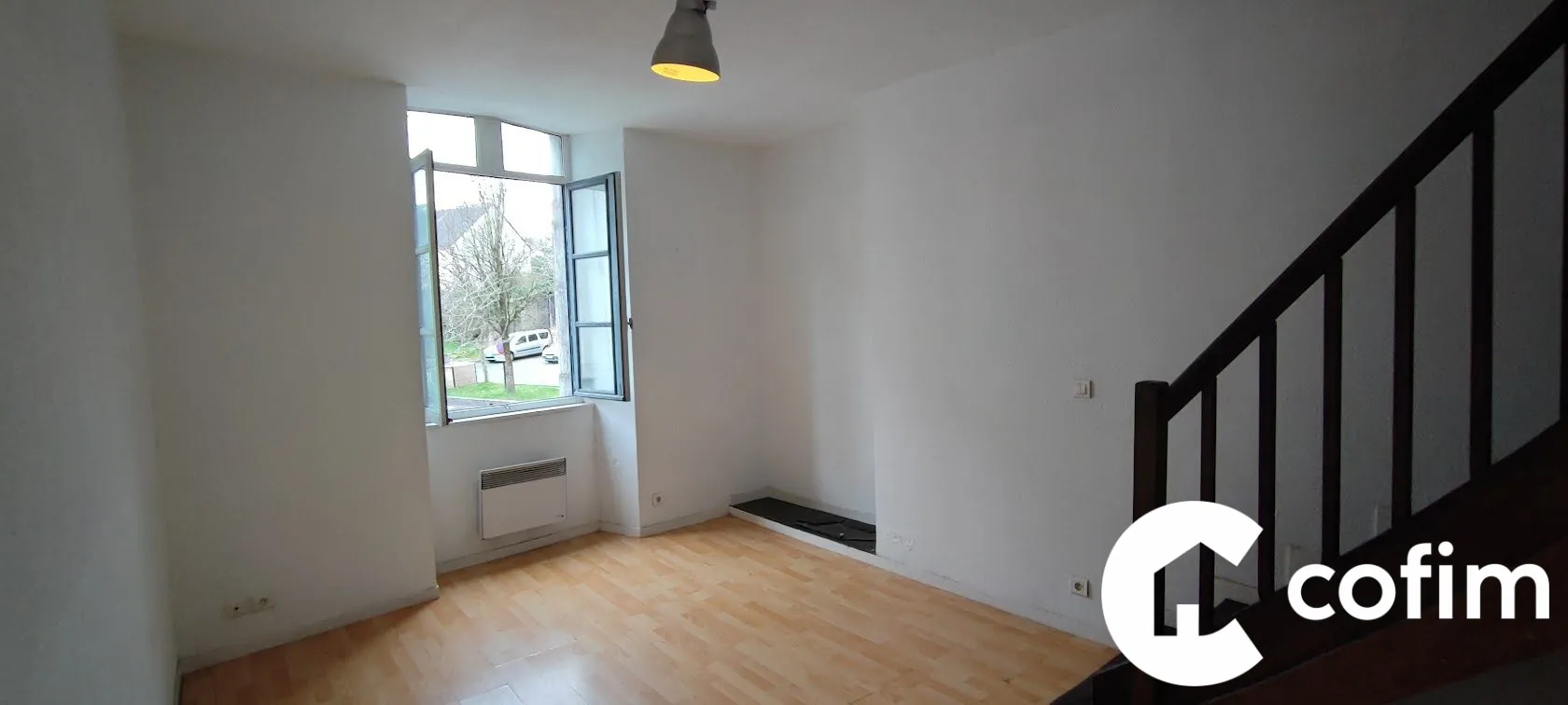 Appartement Duplex de 42m² au Centre d'Oloron, Idéal Investisseur 