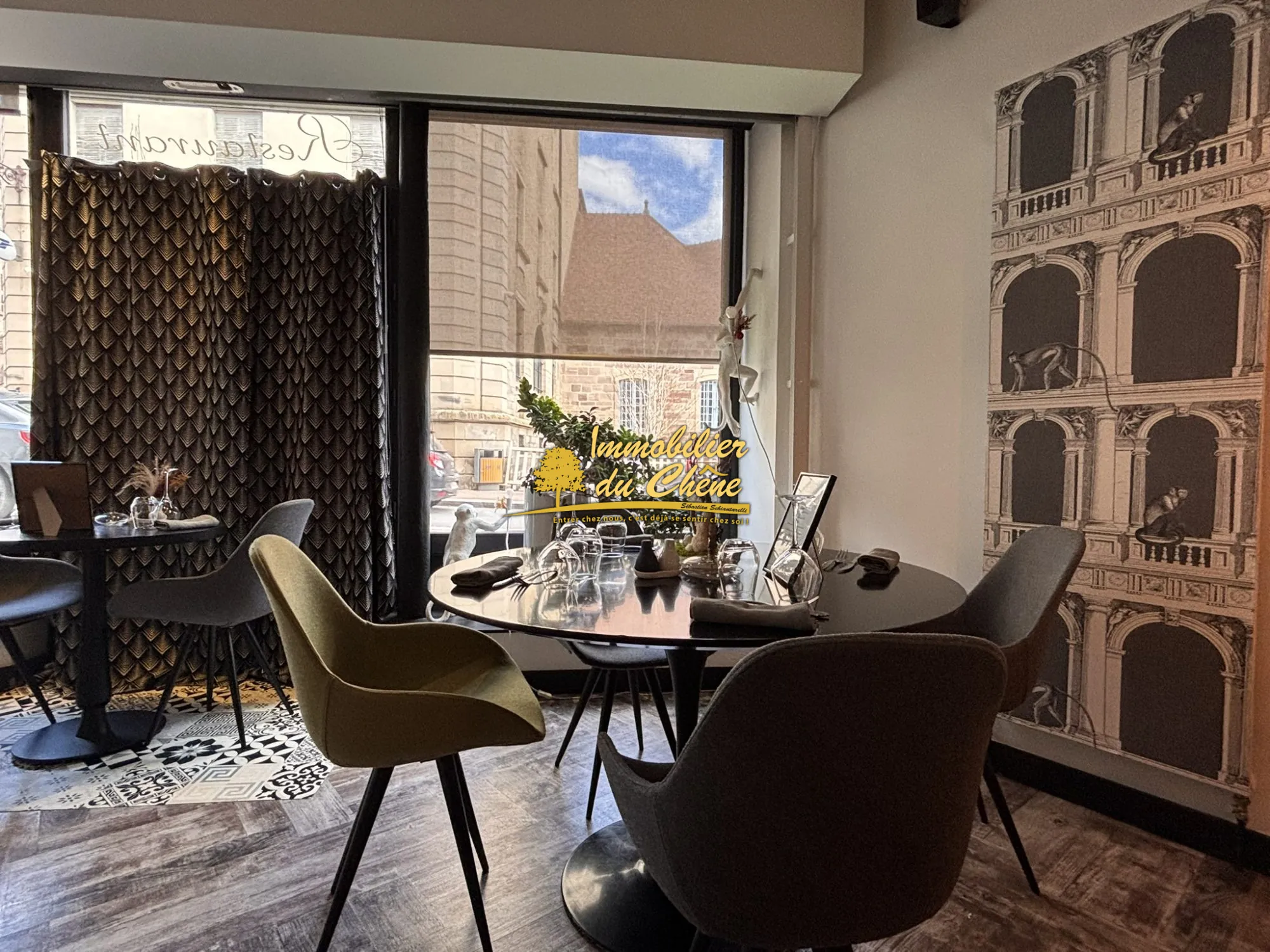 Fonds de commerce à vendre à Luxeuil-les-Bains, 345 m2 en hyper centre