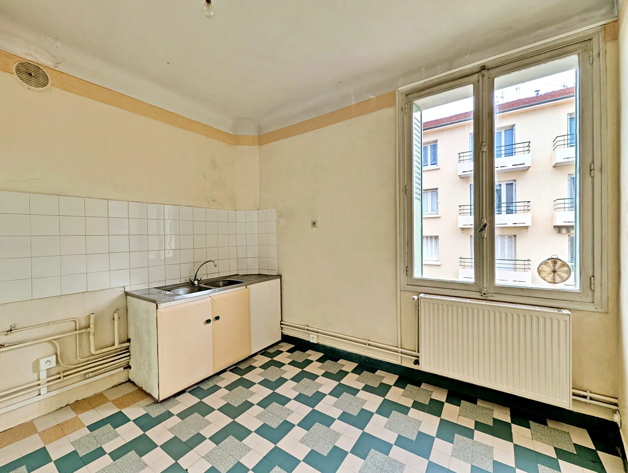 Appartement T3 lumineux de 59 m² à Valence, proximité Gare et Place de la Paix 