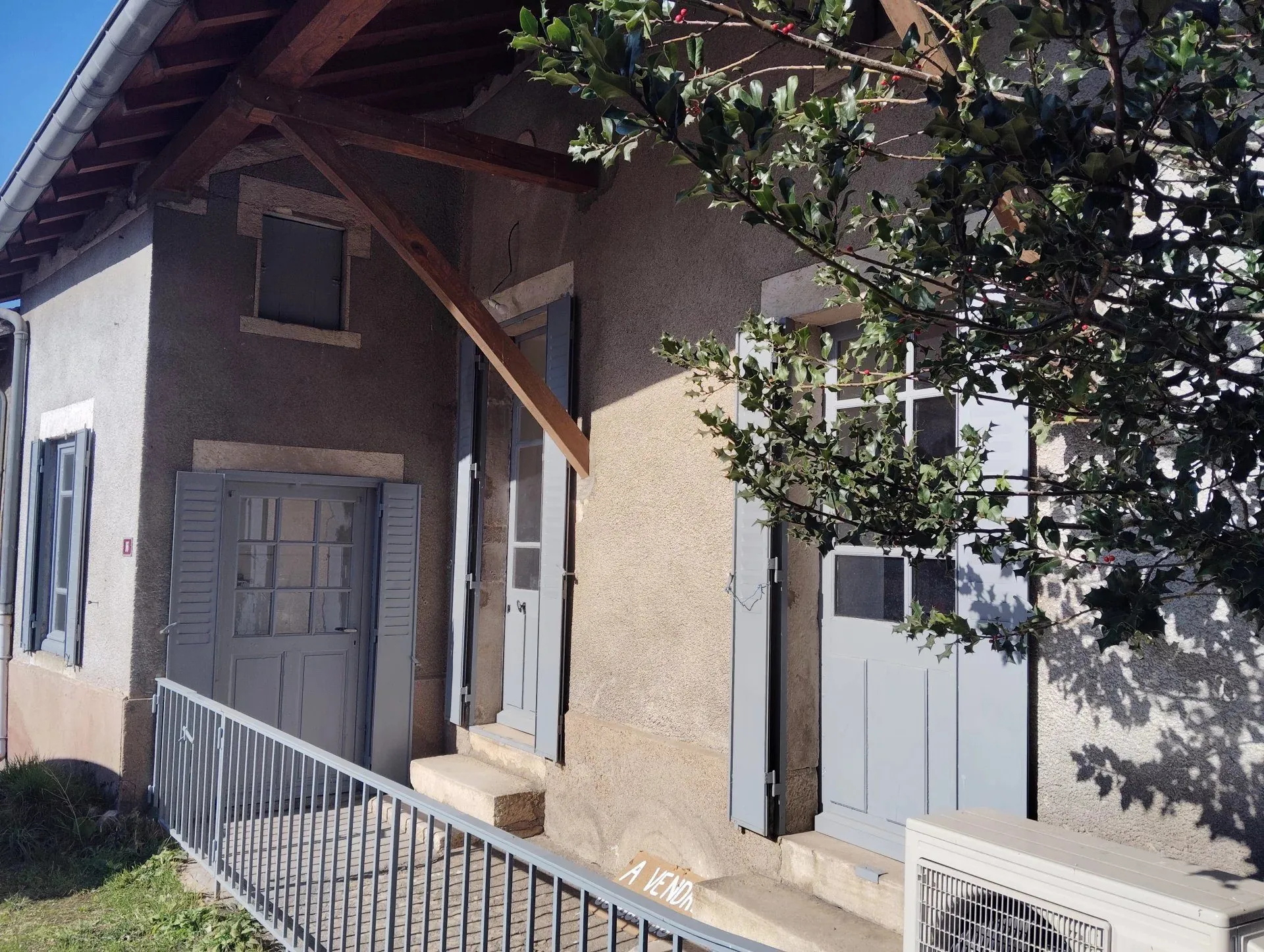 Charmante maison de village à vendre à Chissey-lès-Mâcon – 74,57 m², 2 chambres