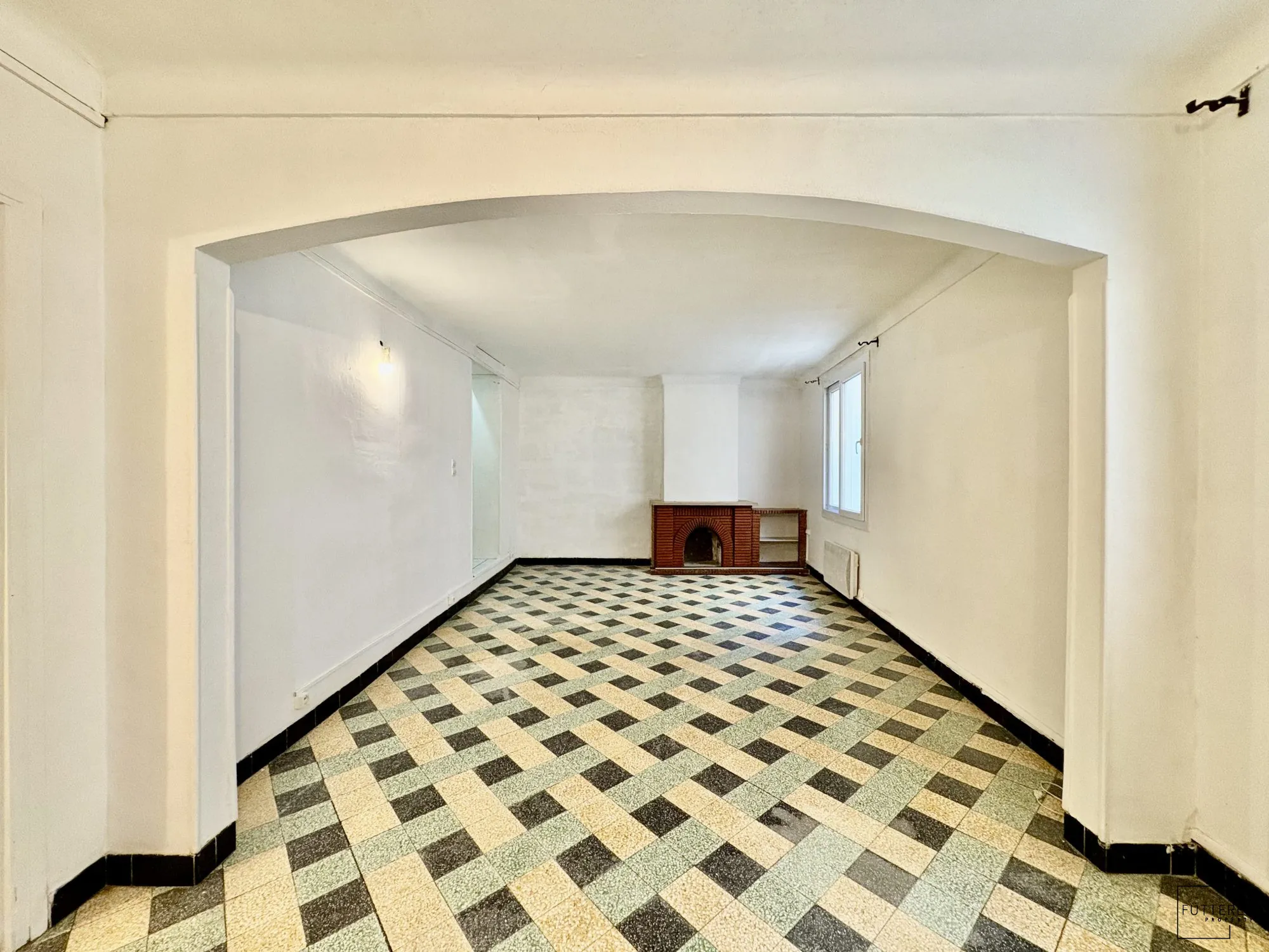 Charmant appartement 3 pièces de 74 m² en centre-ville de Narbonne